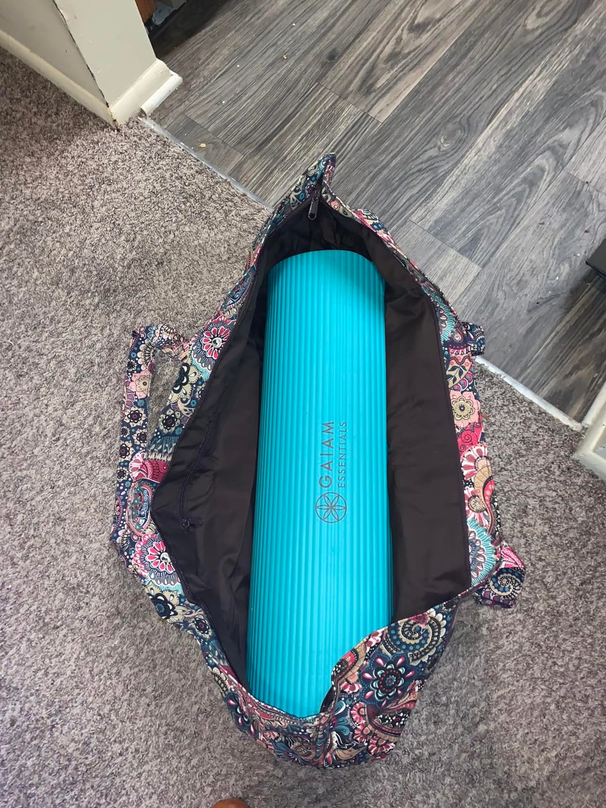 IwIeIaIrI Yoga Mat Bag Cylinder for Women with Large Zipper Pocket customer photo 1