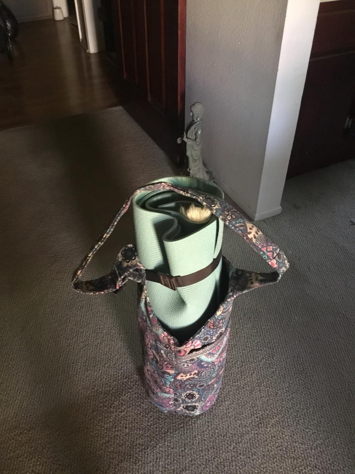 IwIeIaIrI Yoga Mat Bag Cylinder for Women with Large Zipper Pocket customer photo 2