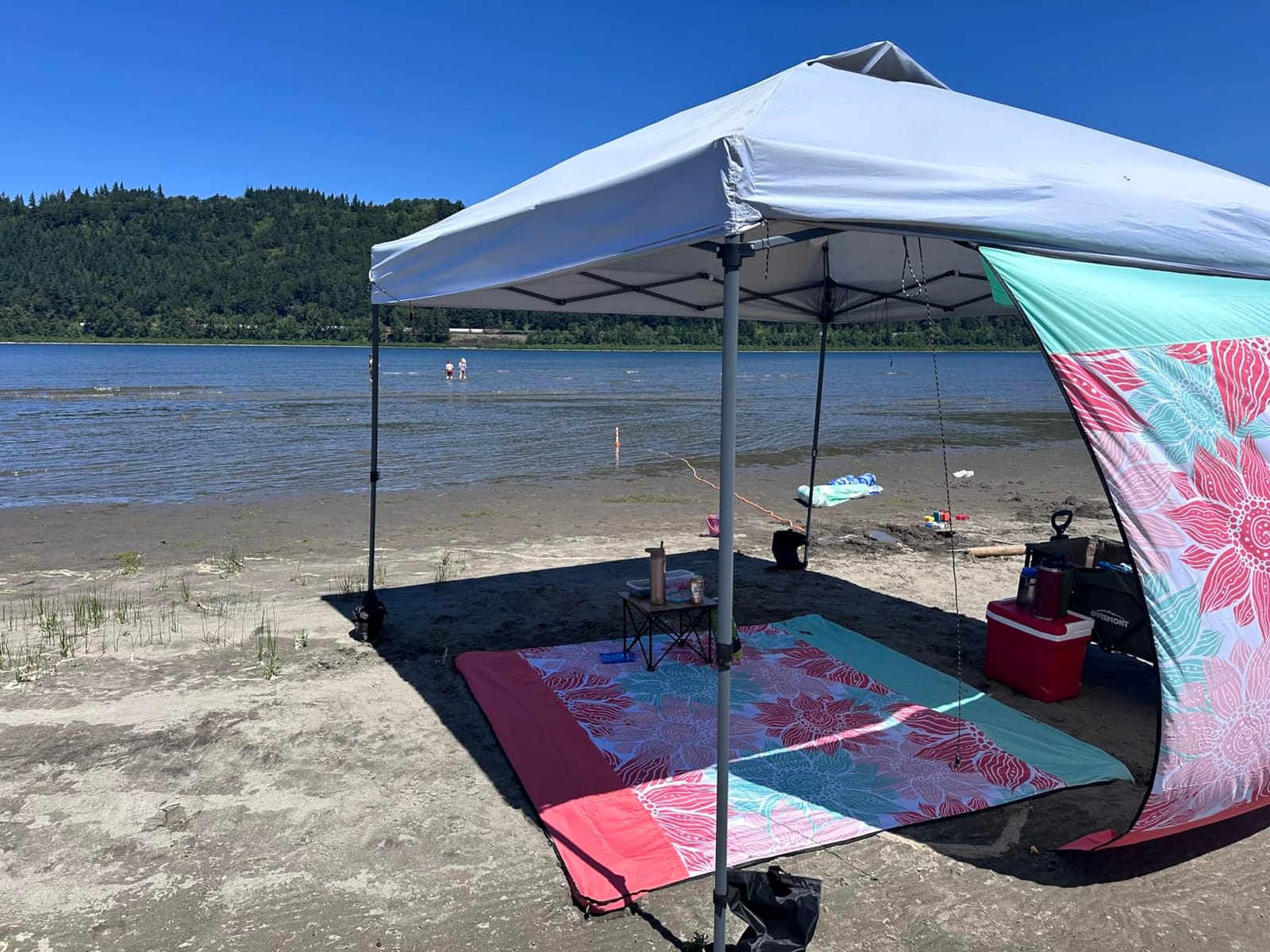 HIHOHO Waterproof Sandproof Beach Blanket Mat for 1-8 Adults, Quick Drying customer photo 1
