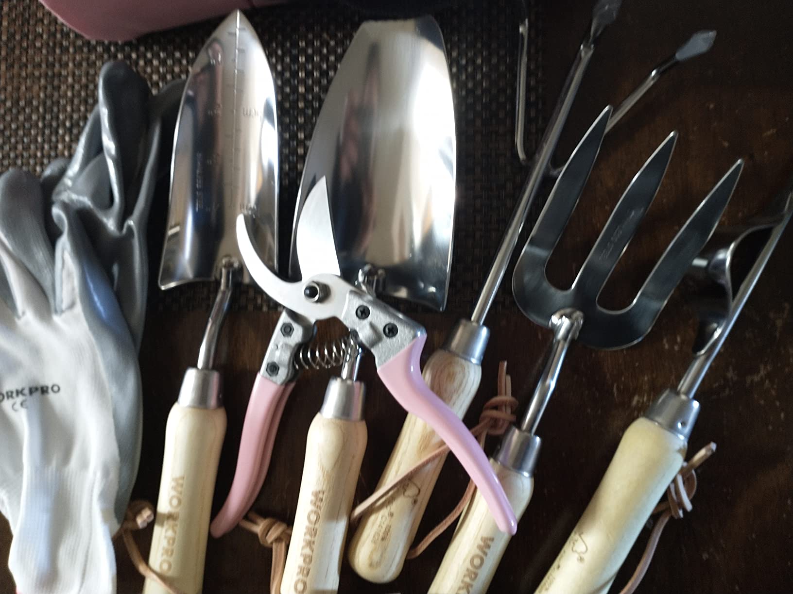 WORKPRO 8-Piece Pink Garden Tool Set - Pink customer photo 1