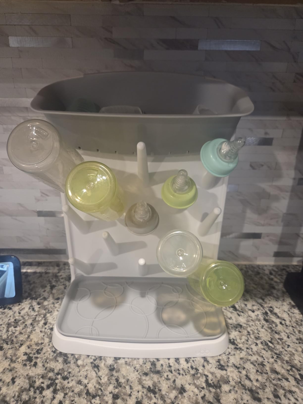 Ubbi Vertical Baby Bottle Drying Rack, Space Saving Countertop Bottle Dryer customer photo 1