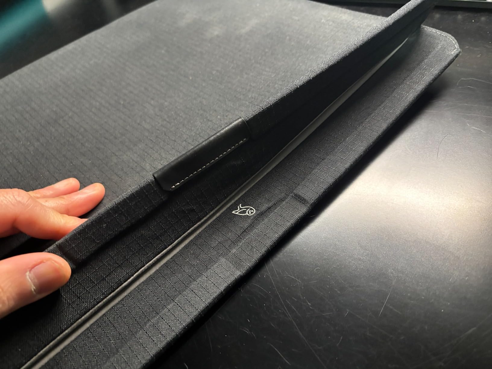 Bellroy Laptop Sleeve (Fits 16 Inch Laptop or MacBook, Slim Protective Case with Magnetic Closure) - Bronze customer photo 2