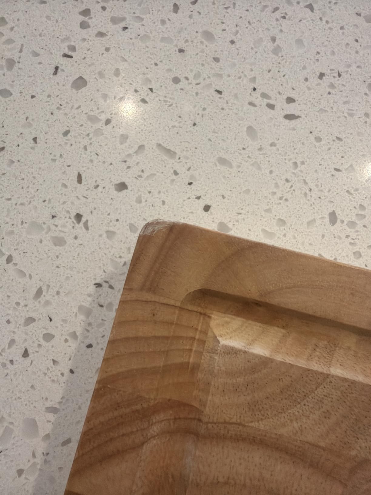 End Grain Cutting Board, Extra Large & Thick, End Grain Built-In Compartment and Juice Canal, Heavy Duty Chopping Board, Thick Carving Board for Bread Fruits Meat (17x13 Inches) customer photo 1