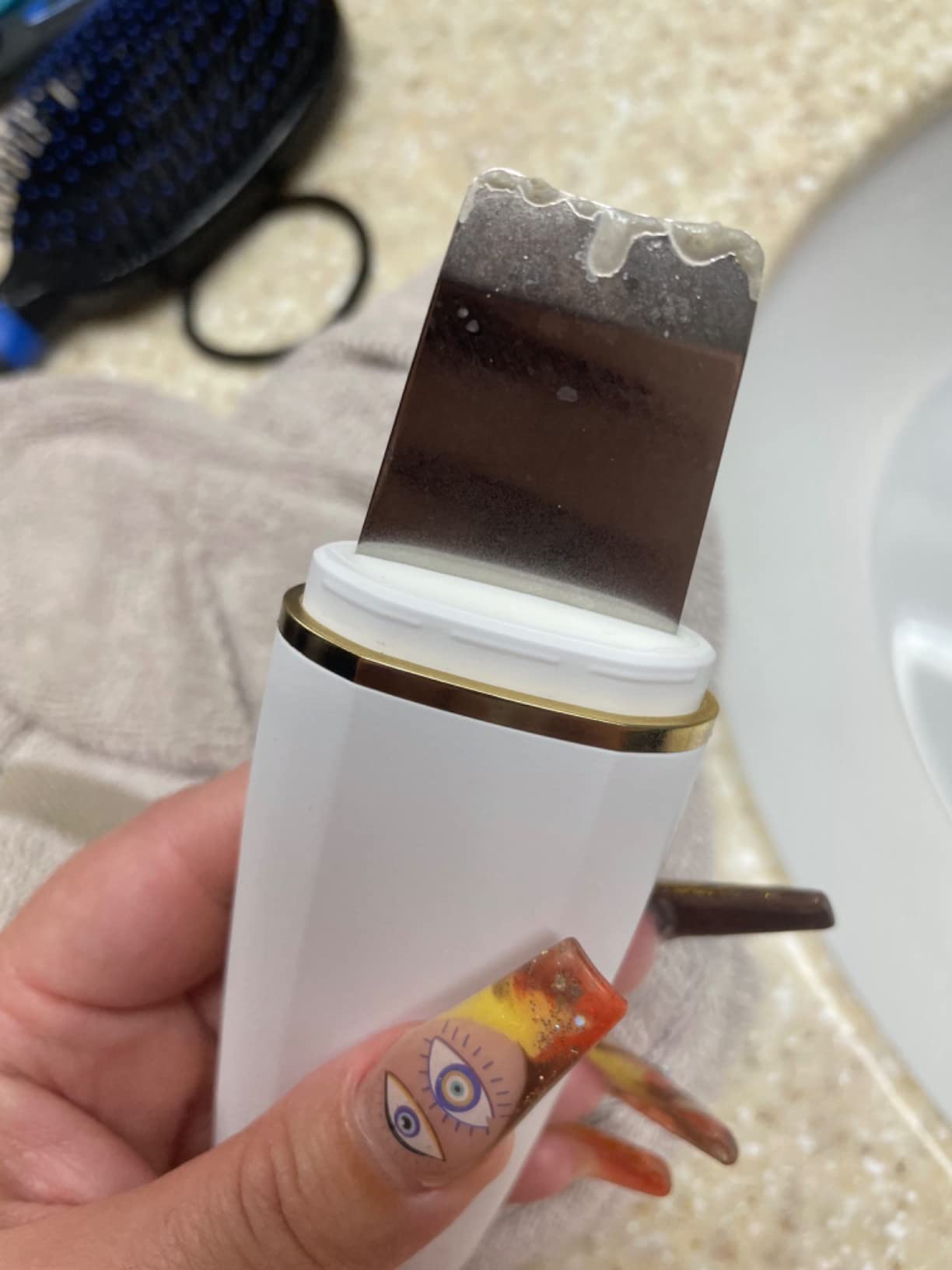 Skin Scrubber Facial Scrubber Blackhead Remover Cleaner Skin Spatula Skin Scraper (White&Gold) customer photo 2