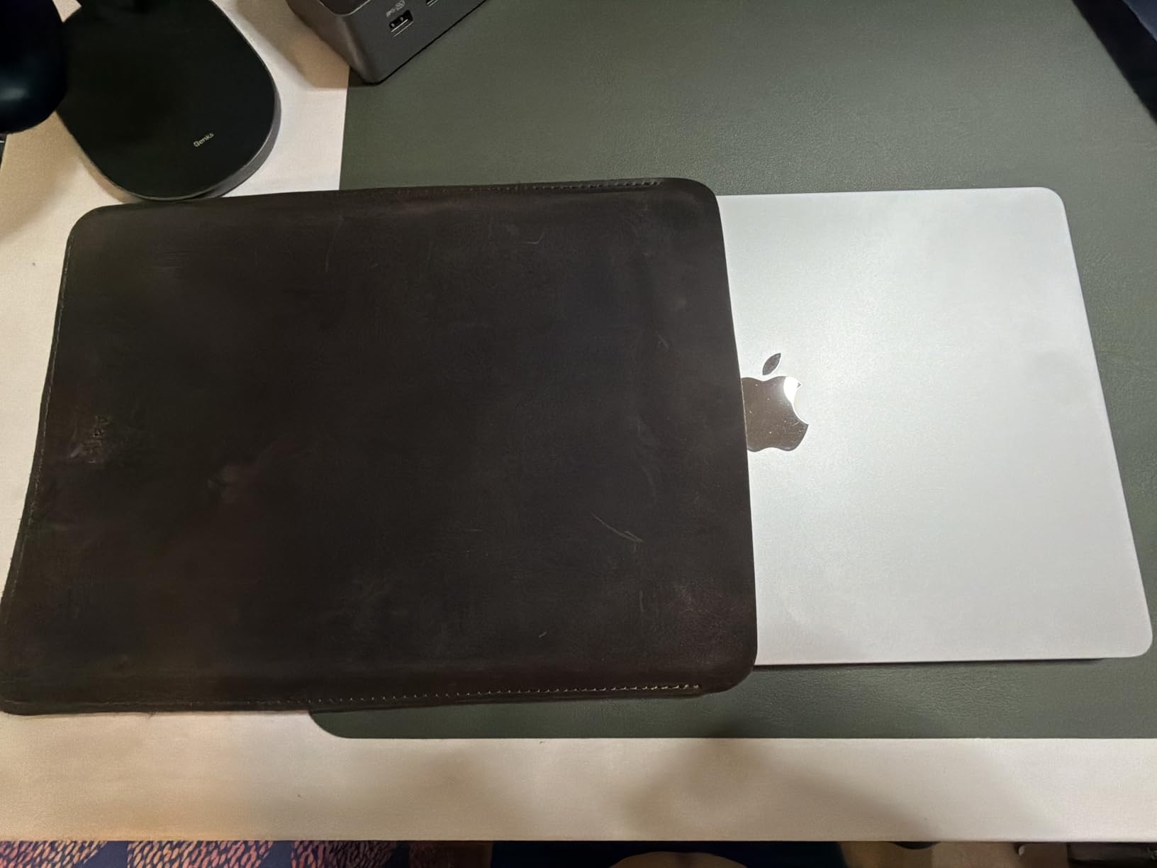 Genuine Vintage Leather Sleeve case for 13-inch MacBook Air/Pro 2018-2026 M1 M2 M3 M4 / 13 MacBook Pro M1 M2 M3 M4 Max (2018-2026) (Vertical, Cognaq) customer photo 1