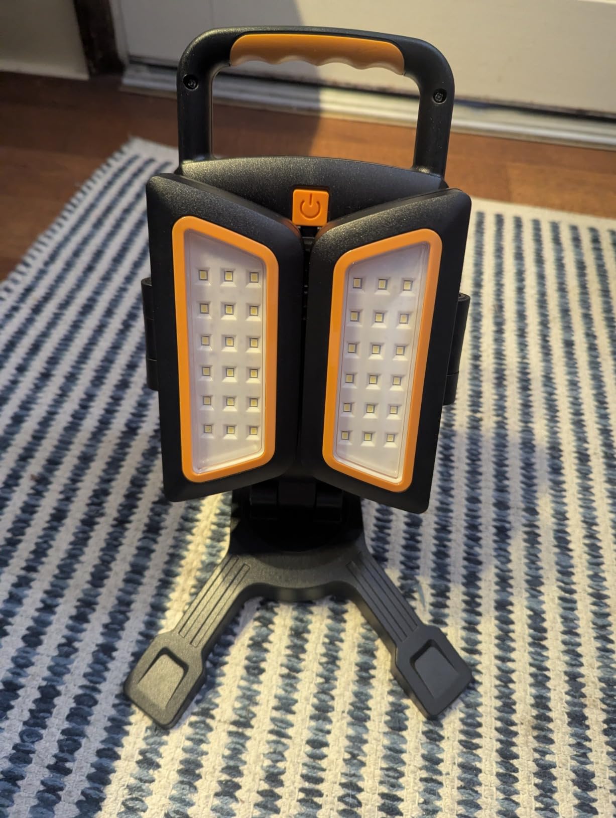 Tresda 30W Rechargeable Work Light, 3000LM Portable Magnetic LED Work Light, Battery Powered Waterproof Cordless Jobsite Light for Garage, Car Repair, Workshop, Camping, Father’s Day Dad Gifts customer photo 1