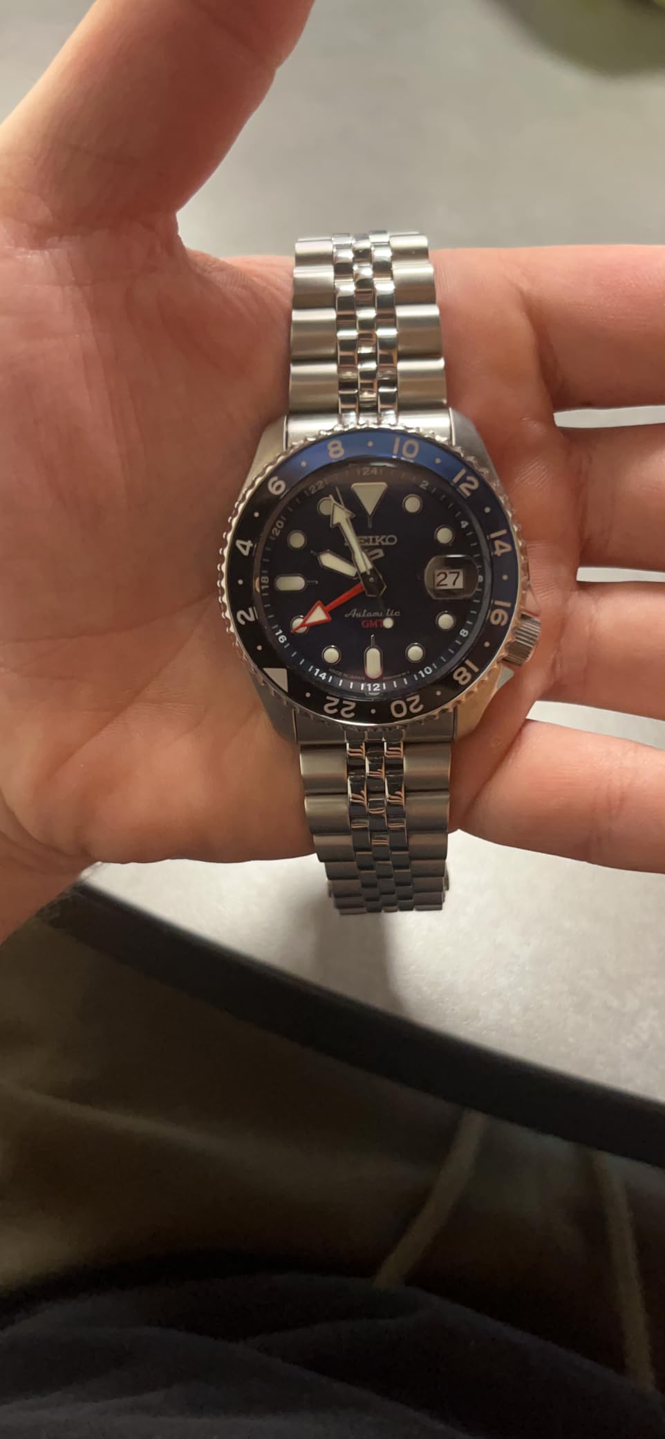 Seiko SSK003 Automatic Watch for Men - 5 -Sports - Blue Dial with Date Calendar and Luminous Hands & Markers and Black & Blue GMT Bezel, 100m Water-Resistant customer photo 2