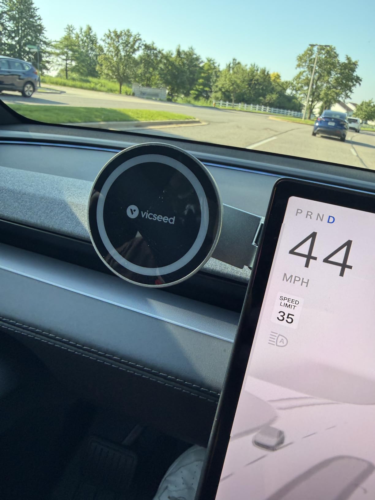 VICSEED Tesla Phone Mount【Strongest Magnet Power】Foldable Hidden Tesla Phone Holder Fit for All Phone, Tesla Model 3 Model Y for MagSafe Car Mount, Tesla Model 3 Accessories, Tesla Model Y Accessories customer photo 1