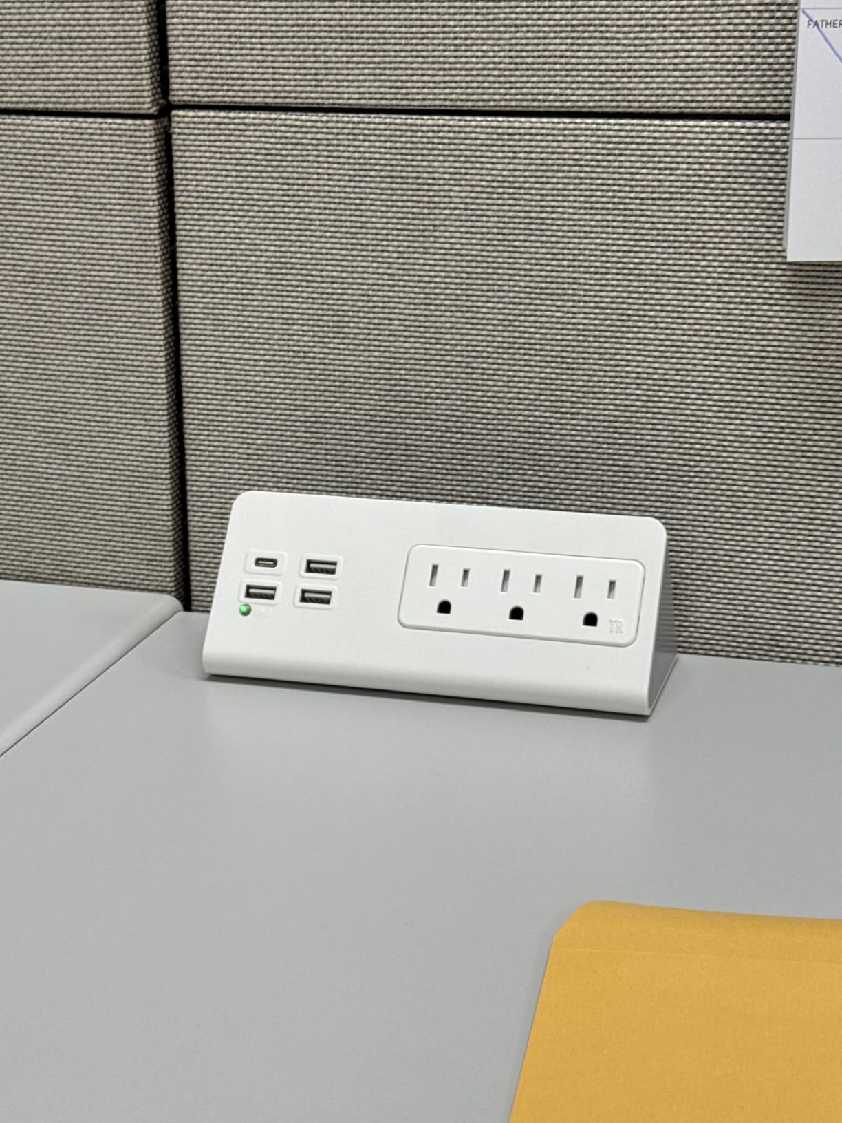 Nightstand Edge Mount Power Strip with USB-C Ports Tabletop Desk Clamp Power Sockets with 3 AC Outlets &4 Fast Charging USB Ports for Home Office Hotel and Dormitory customer photo 1