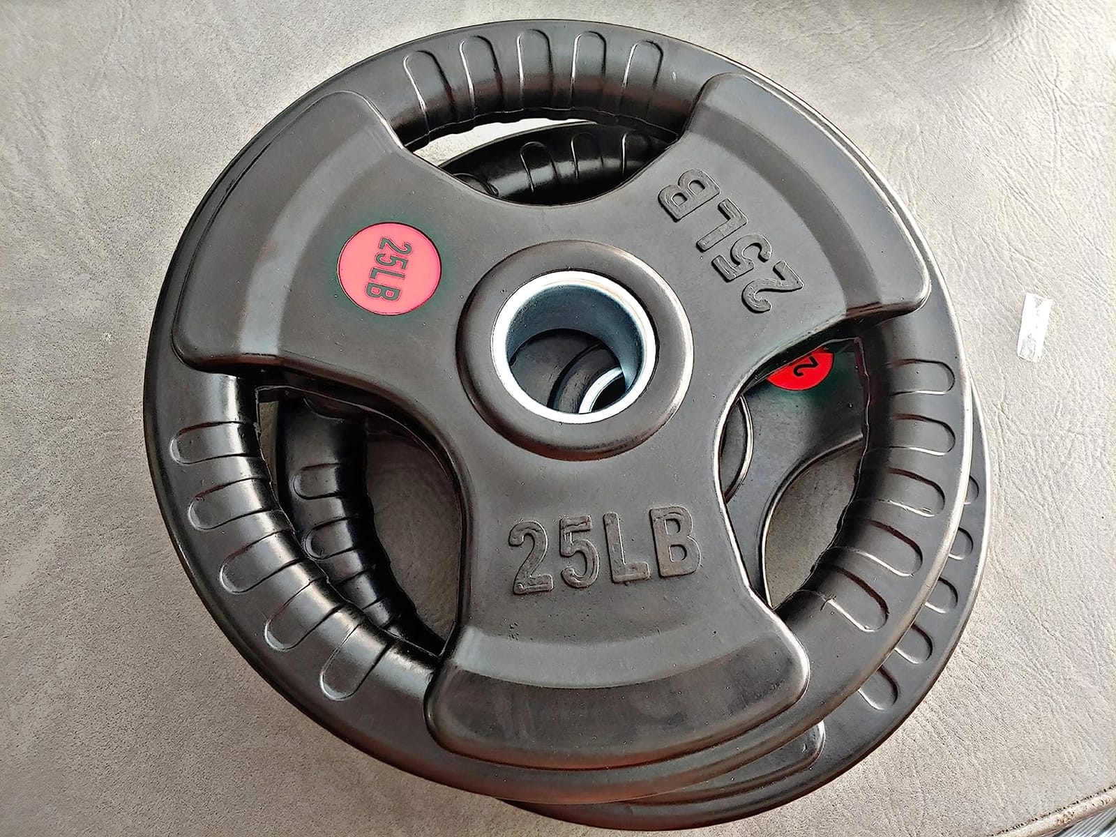 GIKPAL Olympic Weight Plates, 2-Inch Rubber Coated for Strength Training customer photo 2