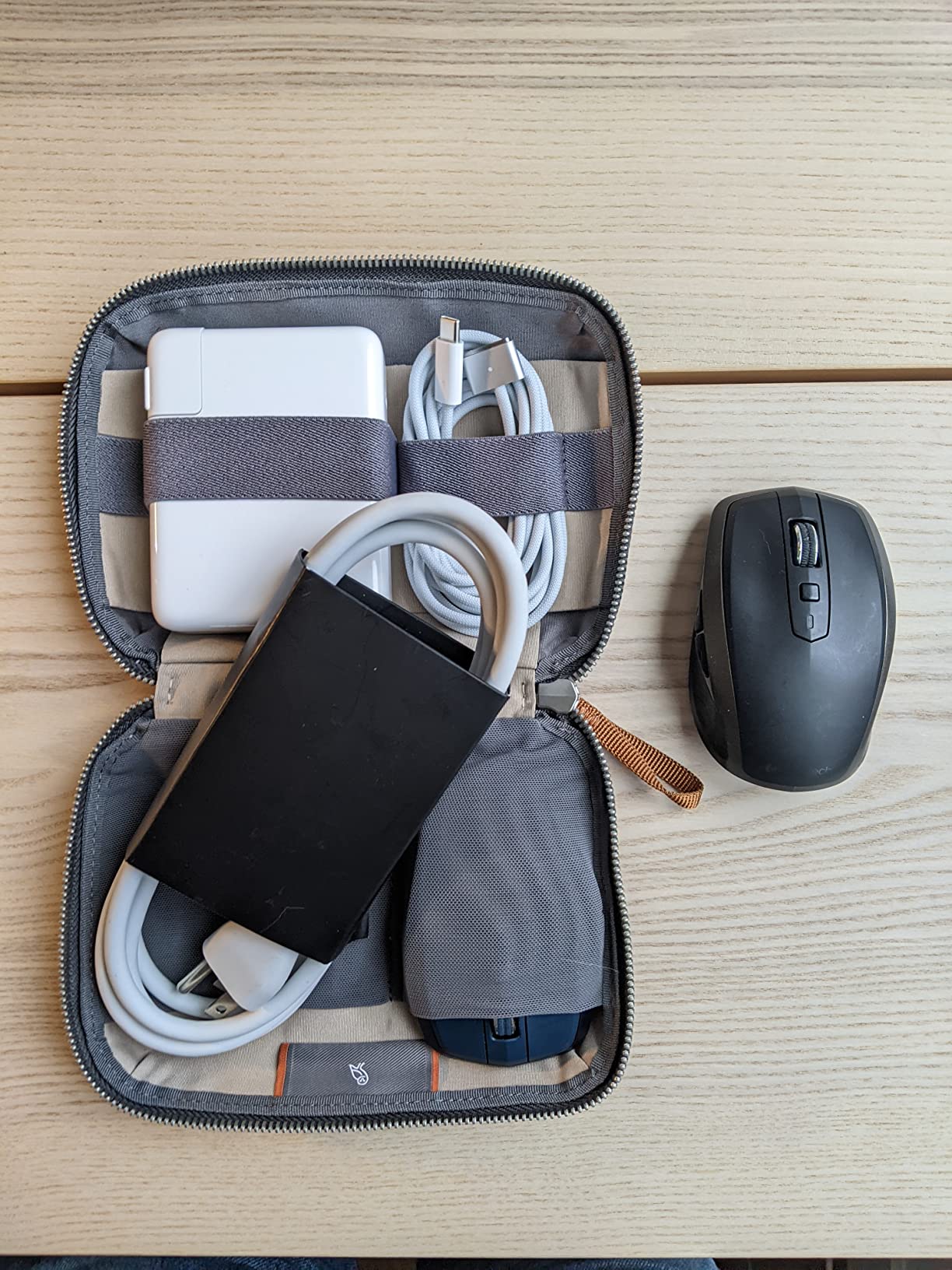 Bellroy Tech Kit Compact (Tech Accessories Organizer, Zipper Pouch) - Saltbush customer photo 1