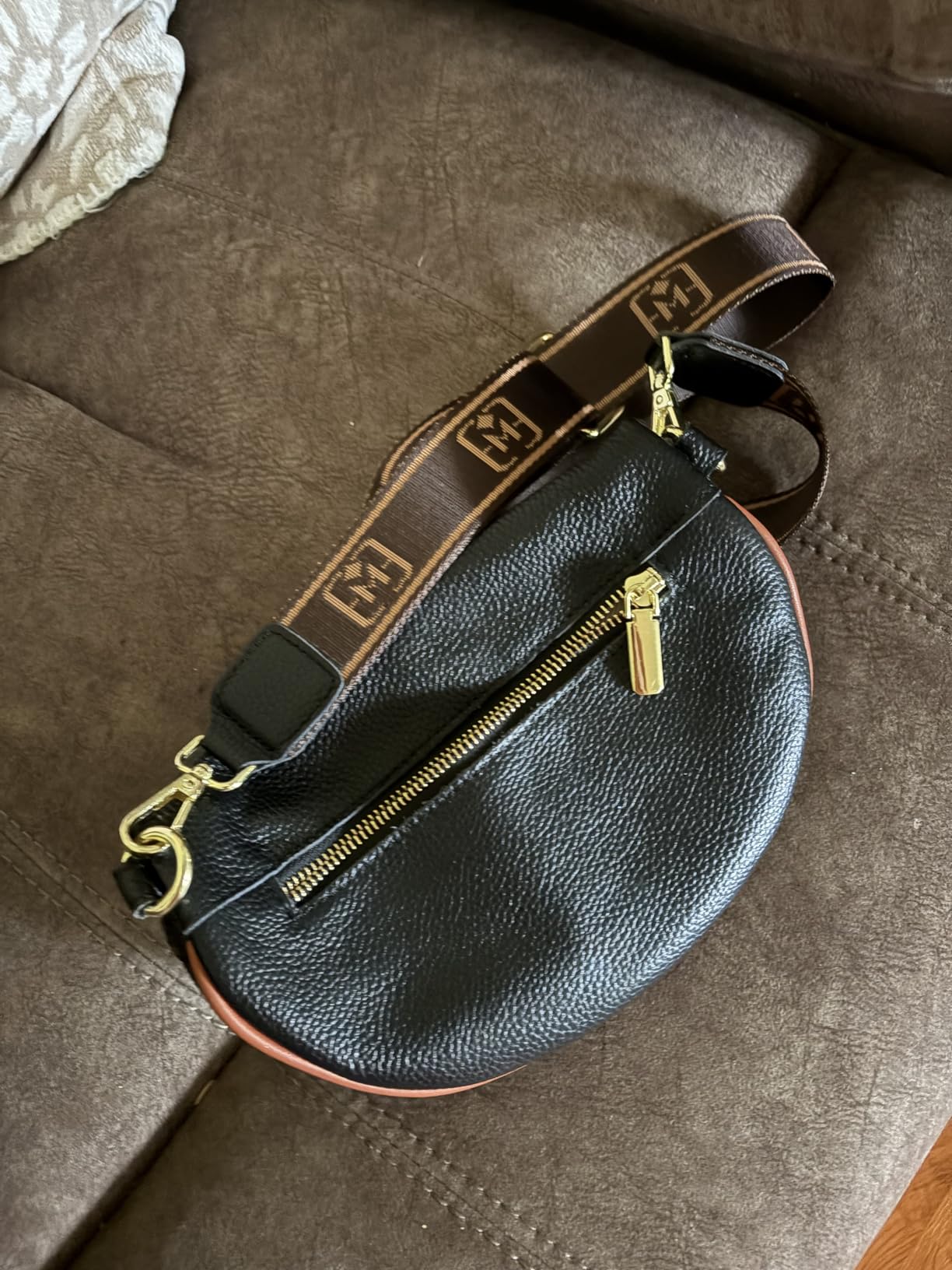Genuine Leather Crossbody Bum Bags for Women Anti-theft Travel Fanny Pack customer photo 2