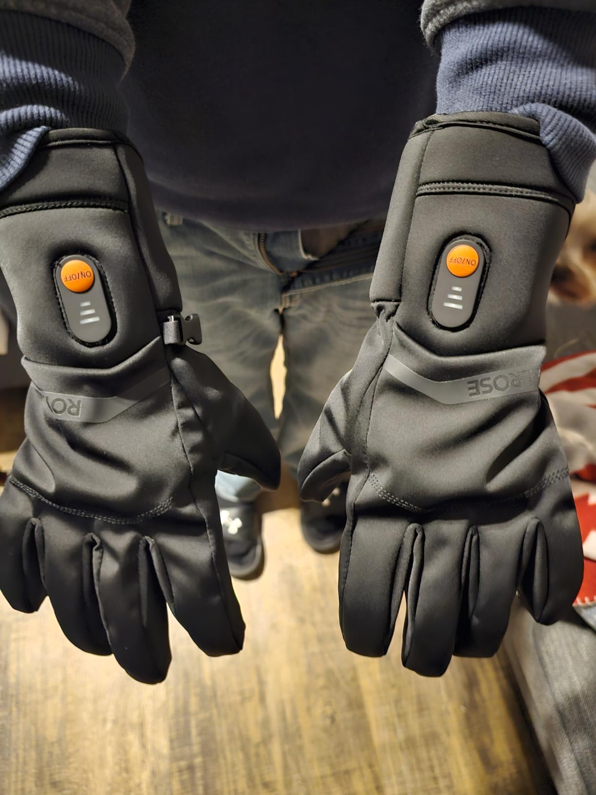 Heated Gloves Liners for Men Women, Rechargeable Waterproof Winter Thin Heated Work Gloves with Arthritis Raynaud's Relief for Ski Golf Hiking Driving customer photo 1