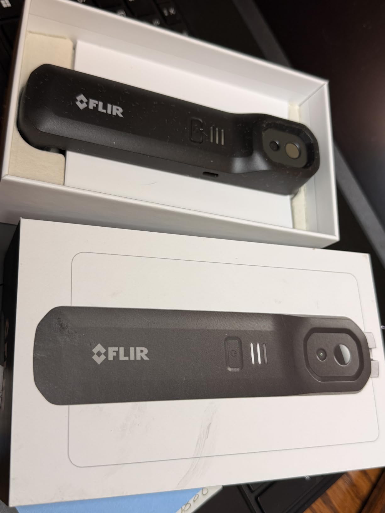 Flir Edge Pro Wireless Thermal Imaging Camera, iOS/Android, 480x360 customer photo 1