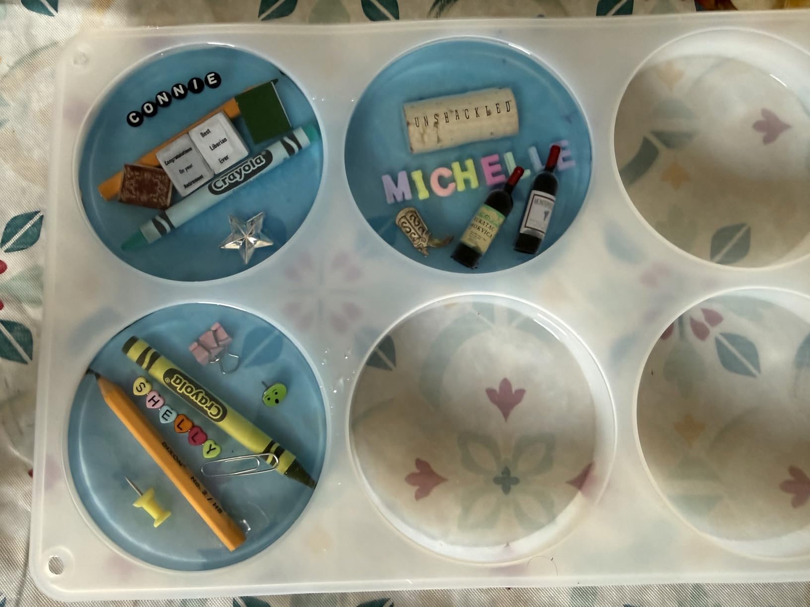 RESINWORLD 6-Cavity Deep Round Coaster Molds, 4 Inches Coaster Silicone Molds for Epoxy Resin, Coaster Resin Molds for Flower Bouquet Preservation customer photo 2