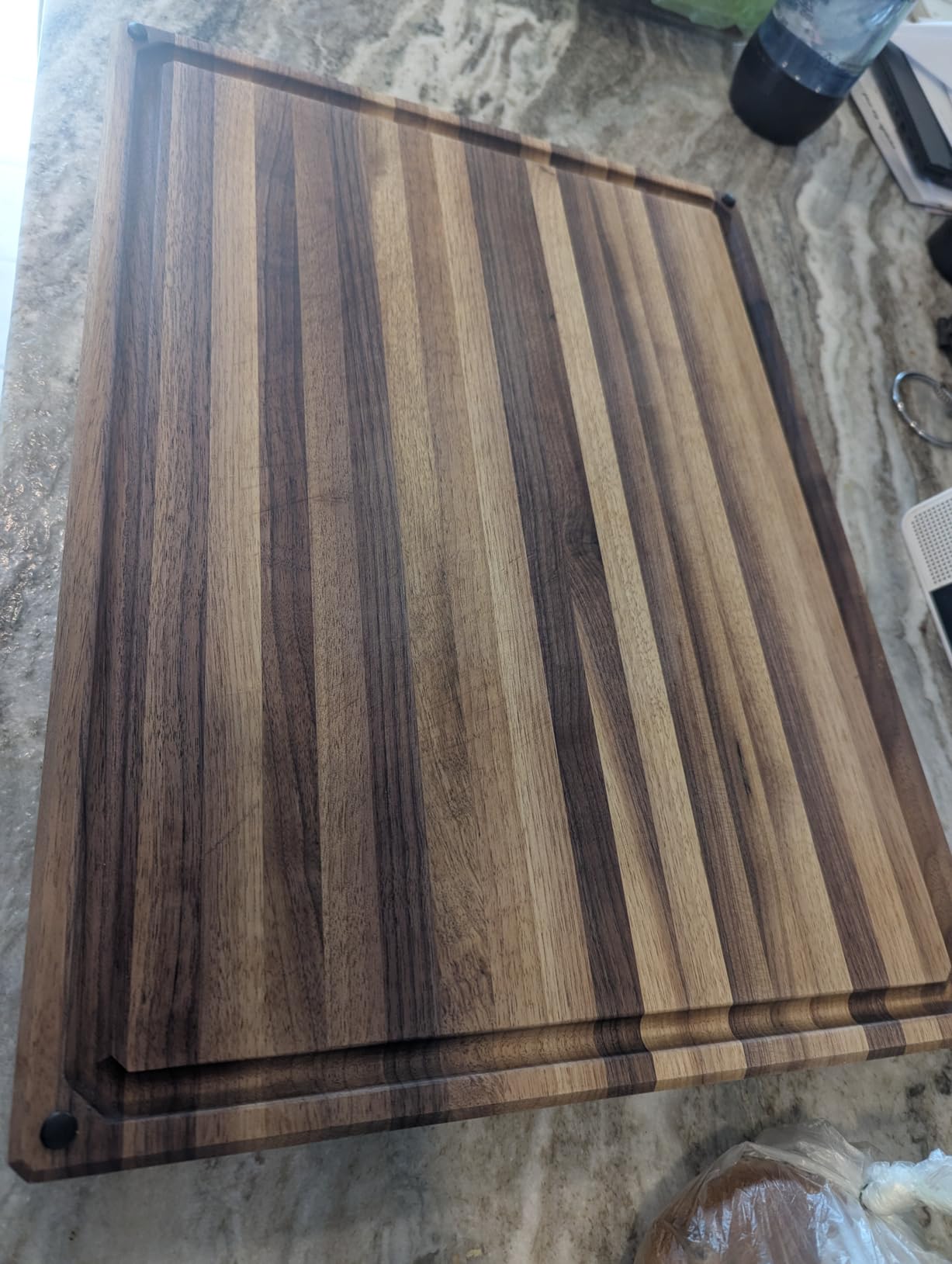 Sonder Los Angeles Franklin Cutting Board, Edge Grain Walnut, 20x15x1.5 in customer photo 2