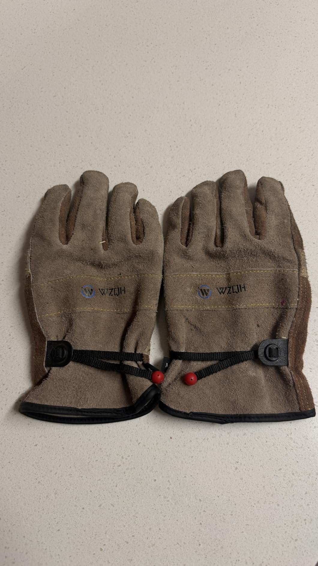 WZQH Leather Work Gloves for Men or Women.Gardening,Welding,Coffee-grey L customer photo 1