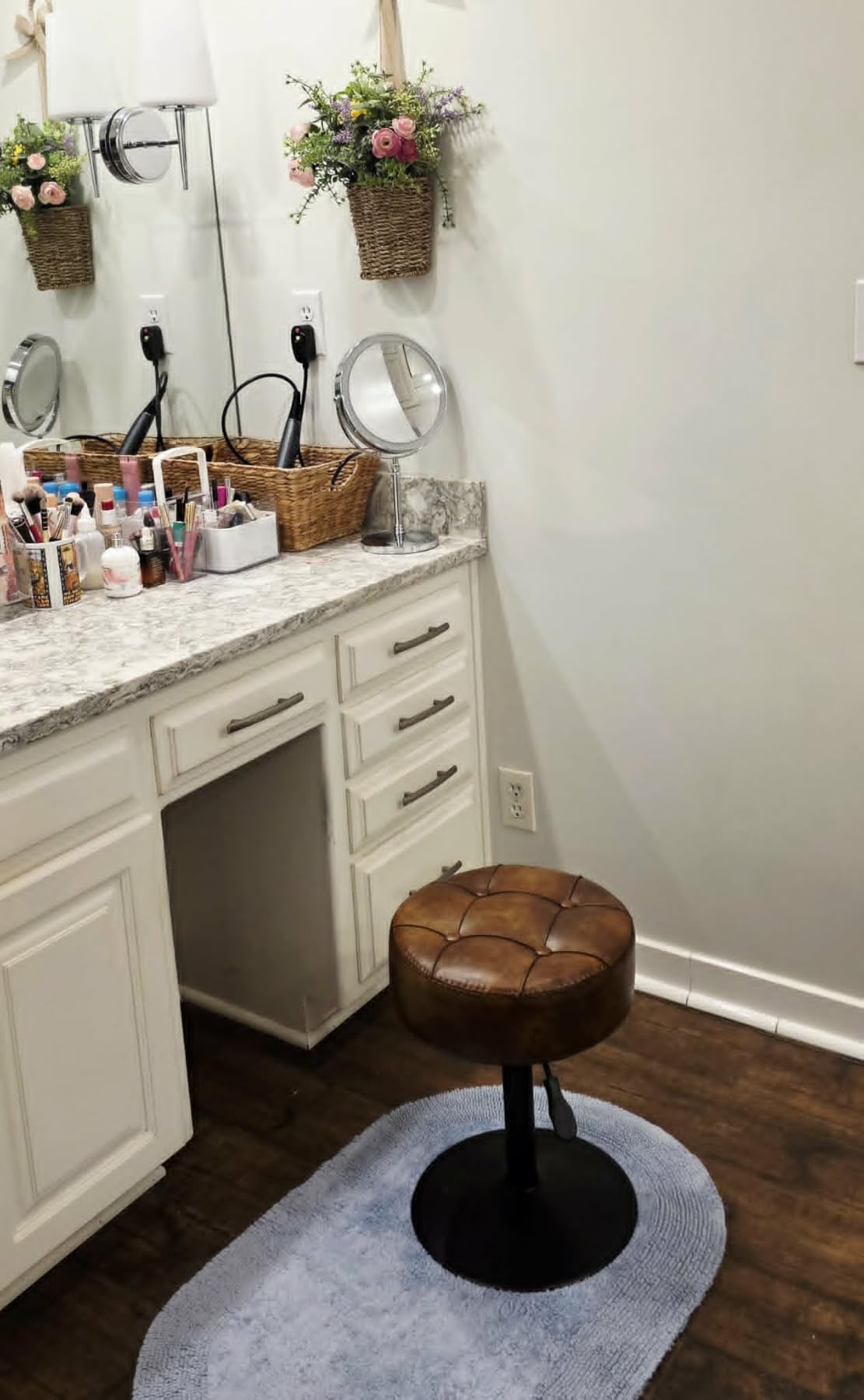 LUE BONA Adjustable Vanity Stool 15.8