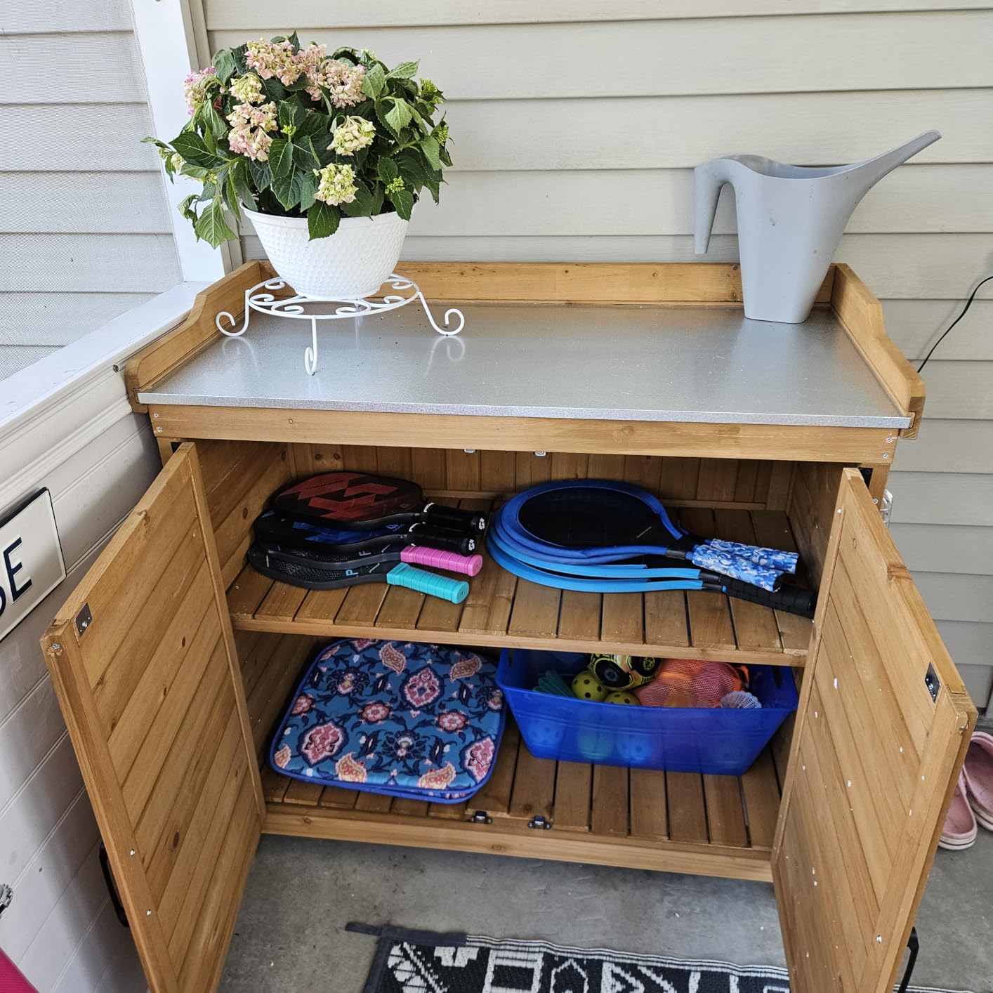 Gizoon Outdoor Potting Bench with Metal Tabletop, Wooden Cabinet, Natural customer photo 2