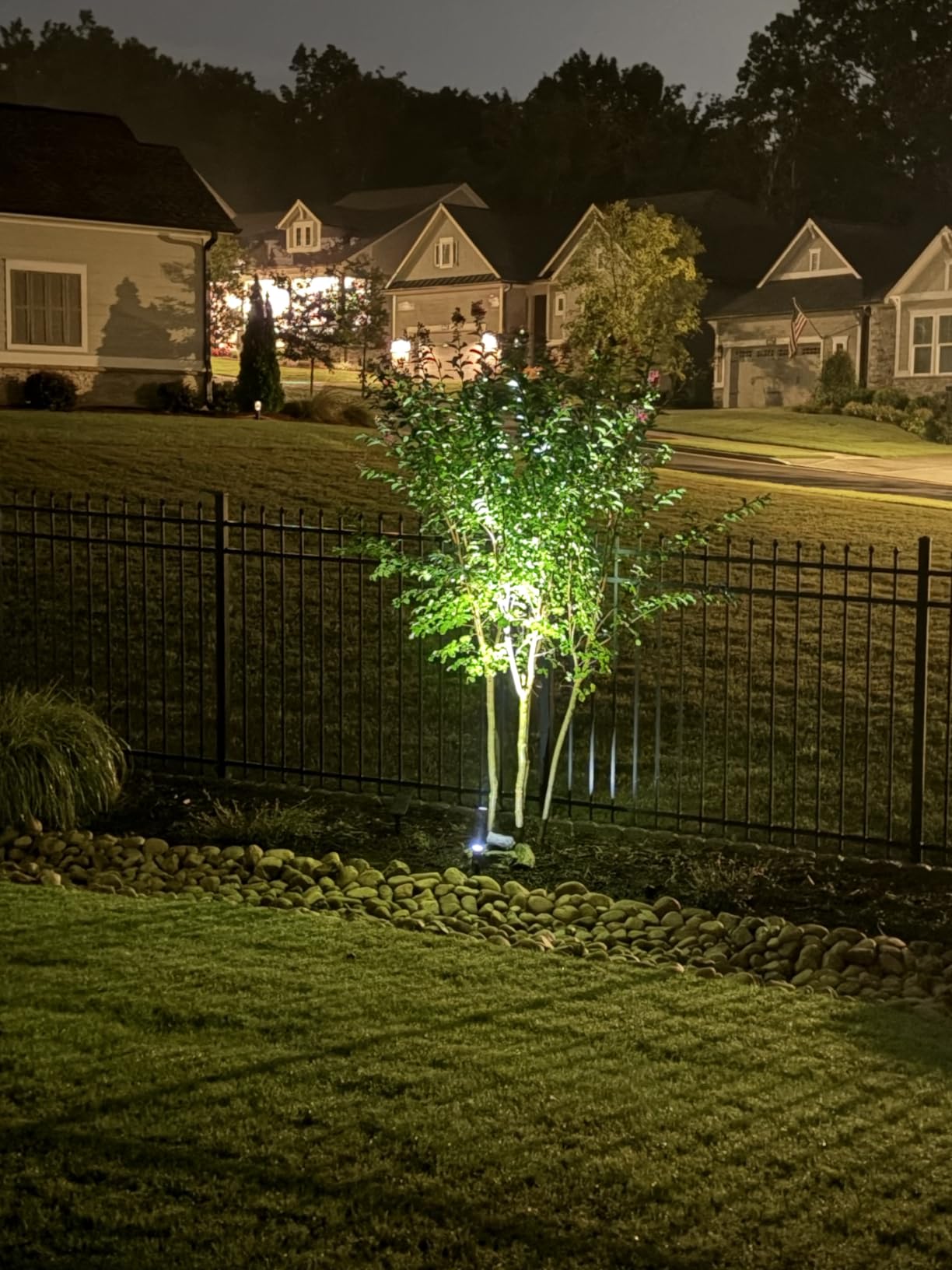 T-SUNUS Solar Landscape Spotlights 2-Pack Warm White 3000K Outdoor Garden customer photo 2