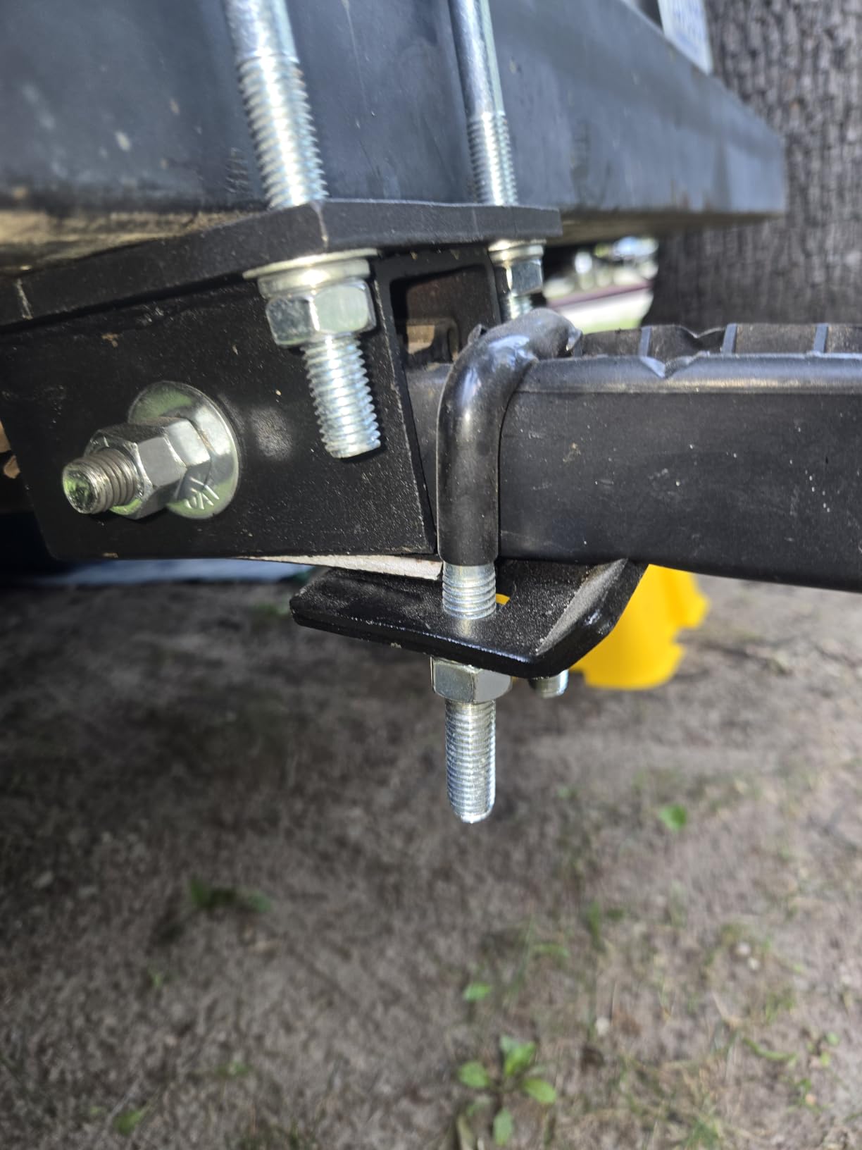 RETRUE Anti Rattle Hitch Tightener 1.25