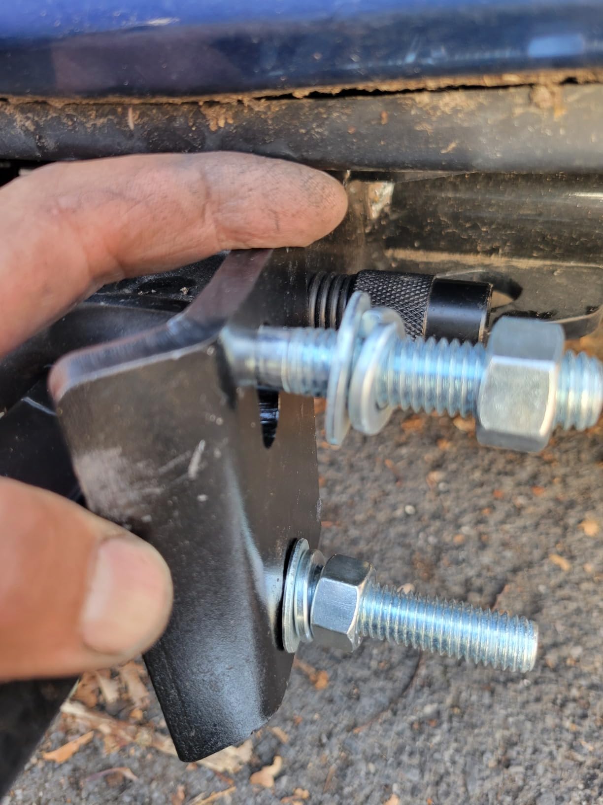 RETRUE Anti Rattle Hitch Tightener 1.25