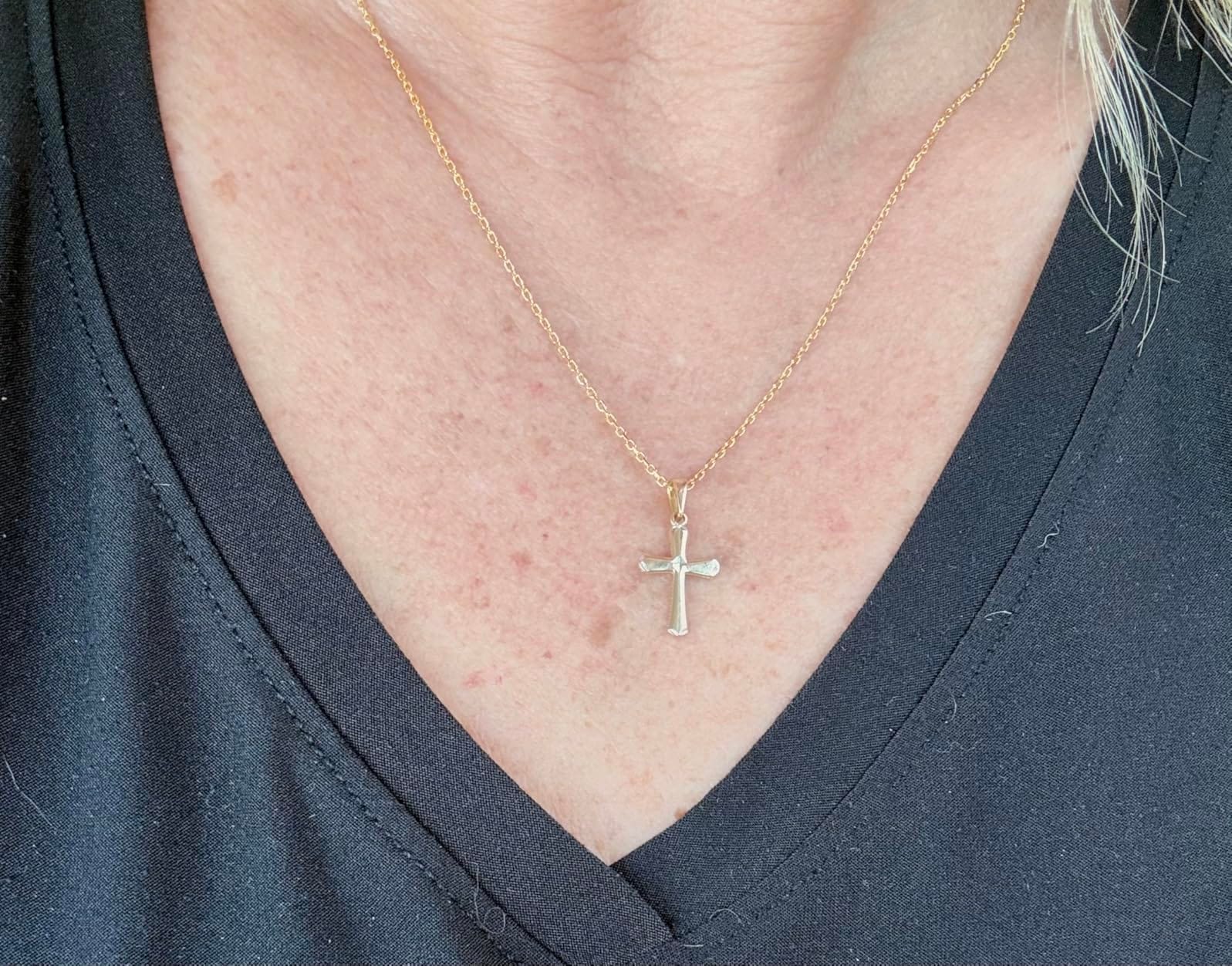 Jewlpire 18k Gold Plated 925 Sterling Silver Chain Necklace for Women, 1.1mm Cable Chains Necklace Thin & Dainty & Sturdy Women's Chain Necklaces, 14/16/17/18/20/22/24 Inches customer photo 2