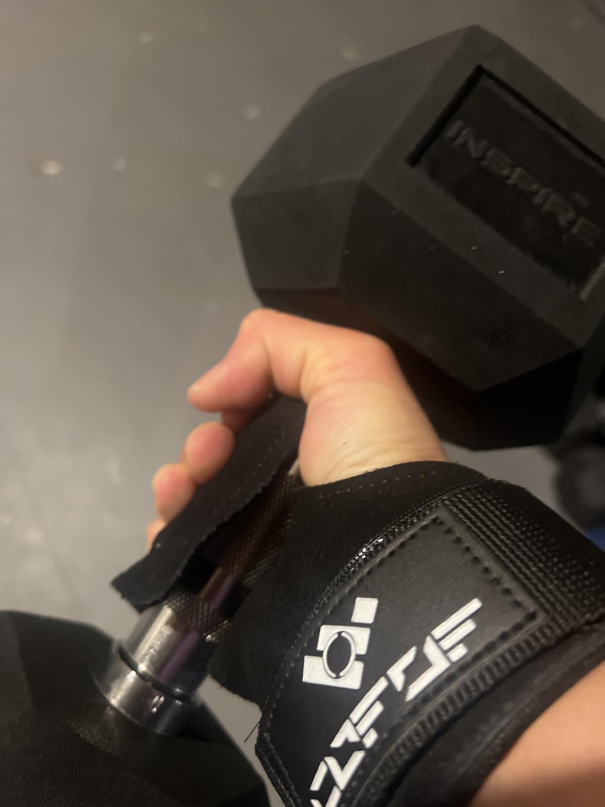 Weight Lifting Wrist Strap, Double-Layer Leather for Deadlift Powerlifting customer photo 2