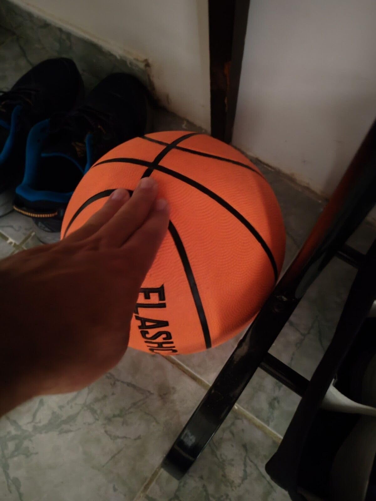 FlashCatch Light Up Basketball - Glow in The Dark - Sports Gear Accessories Gifts for Boys 8-15+ Year Old - Kids Teens Gift Birthday Ideas - Teen Boy Toys Ages 8 9 10 11 12 13 14 15 Outdoor Teenager customer photo 2