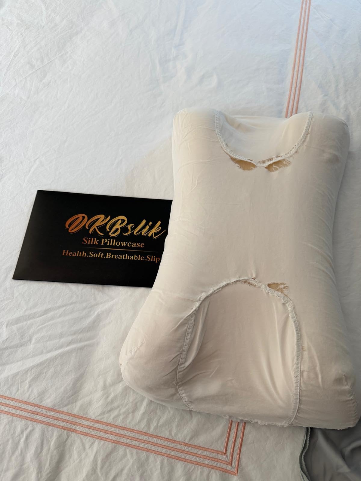 Silk Pillow Cases 2 Pack, Mulberry Silk Pillowcases Standard Set of 2, Health, Smooth, Anti Acne, Beauty Sleep, Both Sides Natural Silk Satin Pillow Cases for Women 2 Pack with Zipper for Gift,White customer photo 1