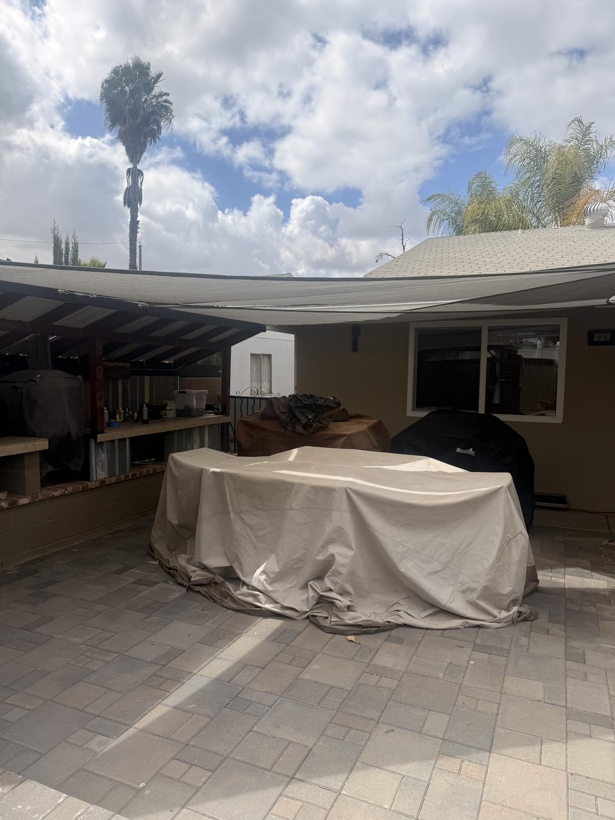 Amgo 16' x 16' x 22.6' Beige Triangle Sun Shade Sail for Patio customer photo 2