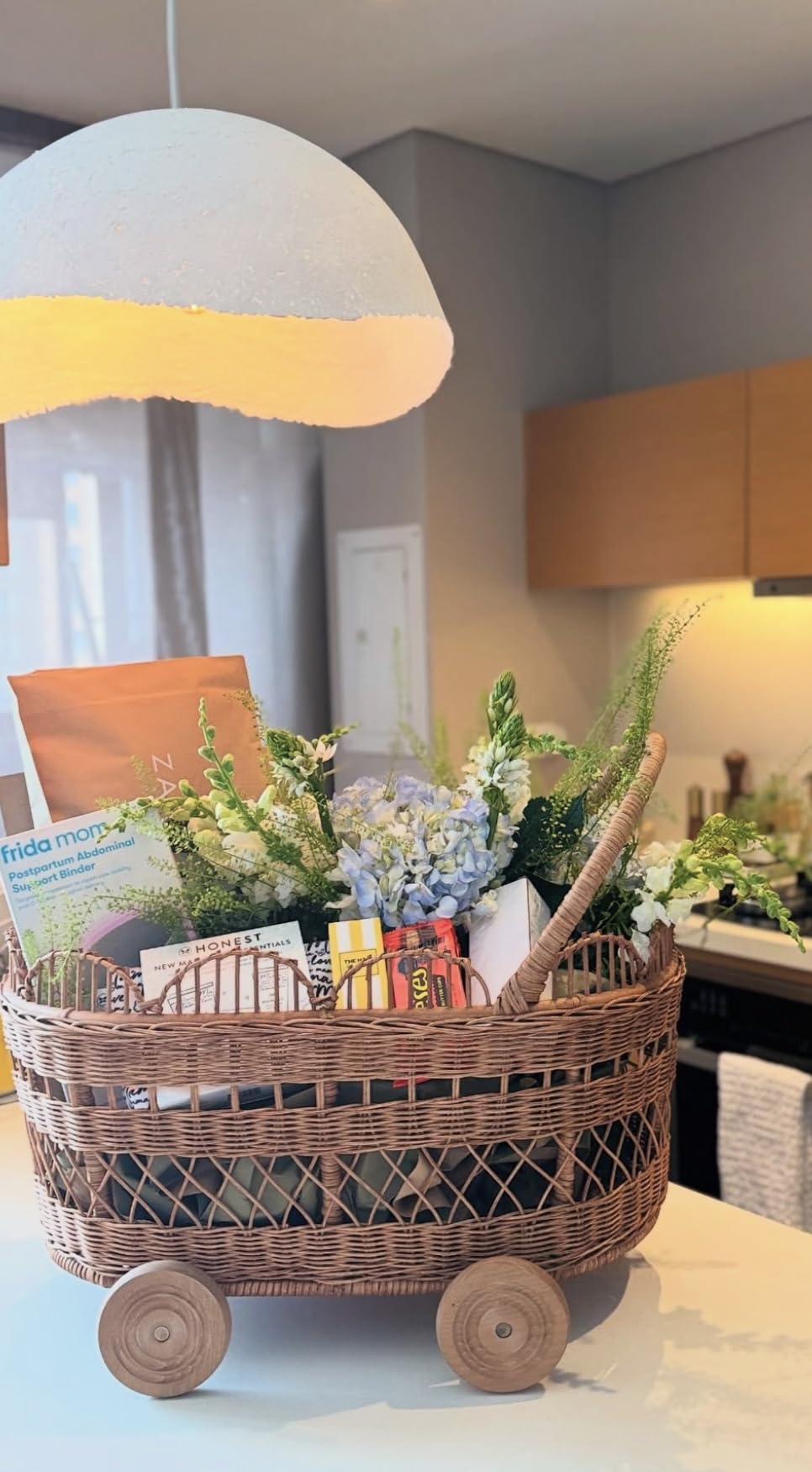 The Honest Company New Mama Care Gift Set, Hospital Bag Must Haves customer photo 2