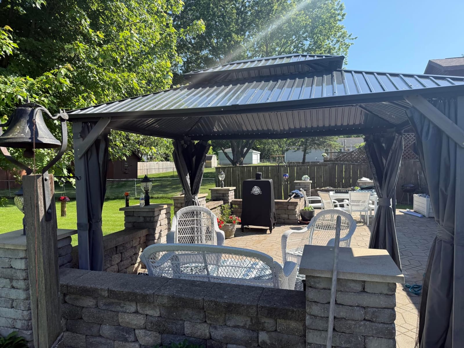 GARTOO 10x12FT Polycarbonate Hardtop Gazebo with Double Roof customer photo 1
