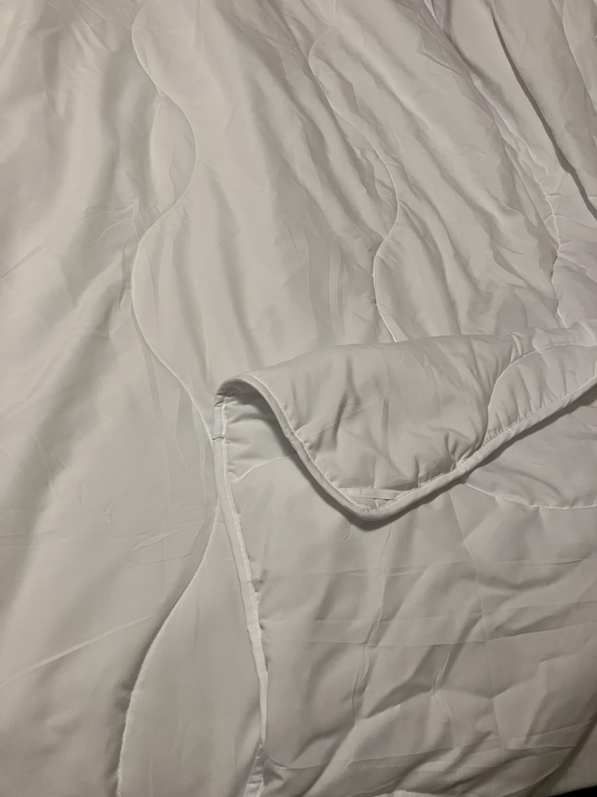 MEELUS Lightweight Comforter Cooling White, All Season Duvet Insert customer photo 2