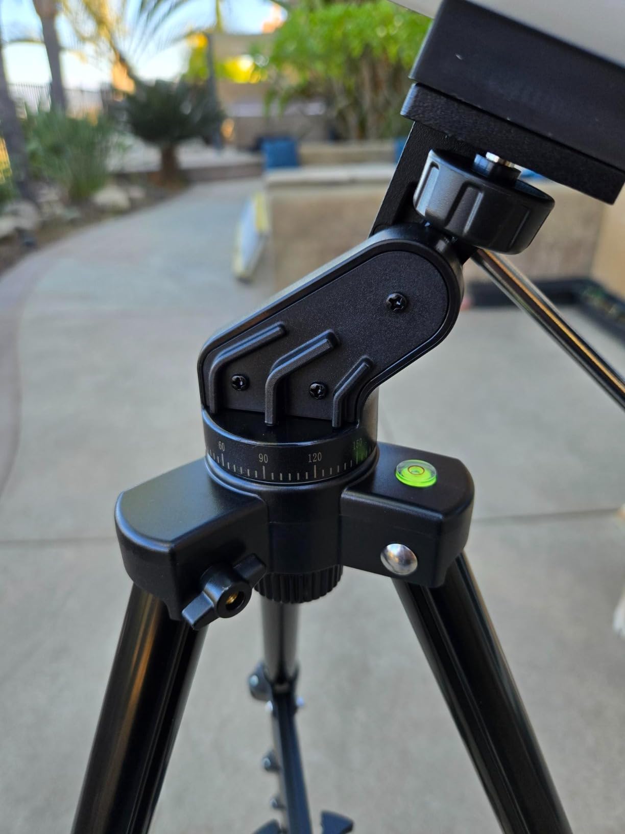Celticbird Telescope for Adults High Powered, 80mm Aperture 600mm AZ Mount Refractor Telescope for Kids Beginners - Portable Telescopes for Adults Astronomy with Backpack, Phone Adapter, Moon Filter customer photo 2