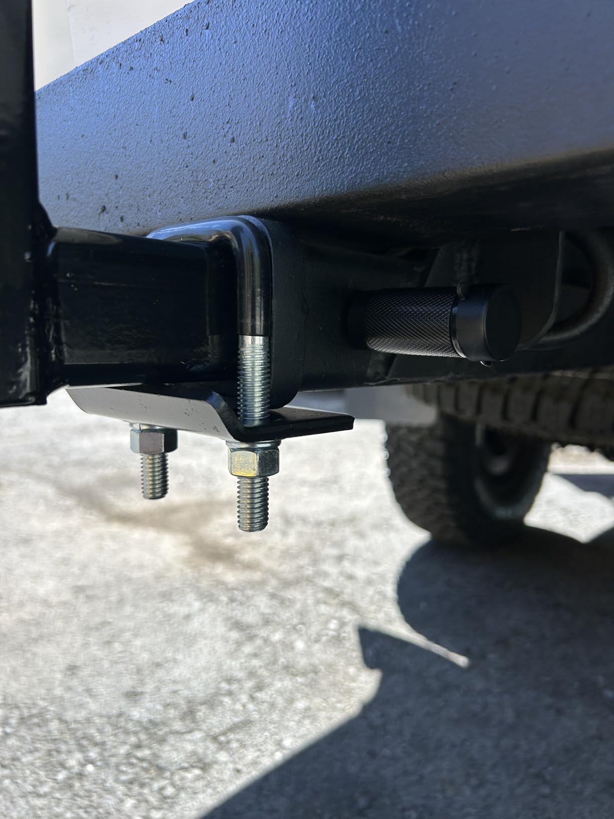 DEEAGLE Hitch Tightener Anti Rattle Stabilizer for 1.25
