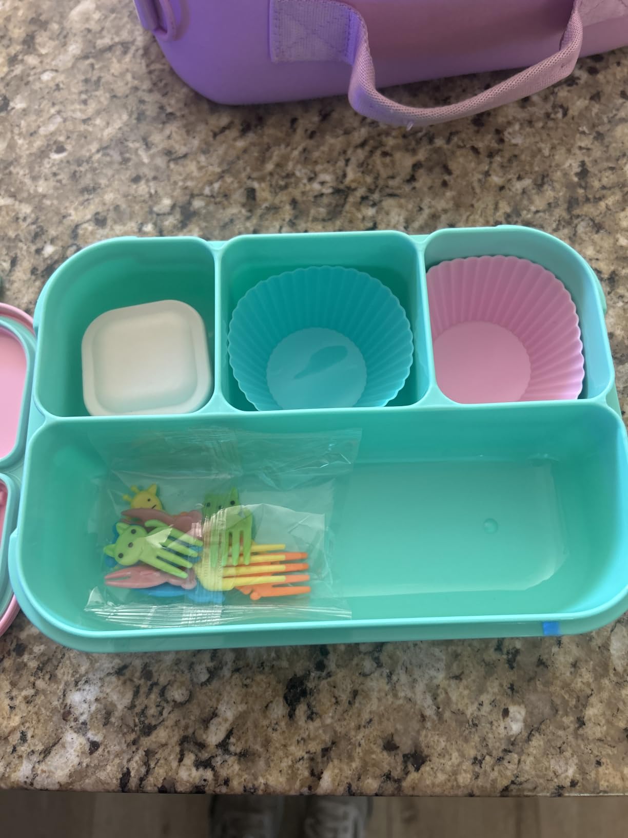 QQKO Bento Box Adult Lunch Box, Lunch Containers for Adults Men Women, Kids Lunch Boxes for School with 4 Compartments, Sauce Container, Utensils and Muffin Cups, Navy customer photo 2