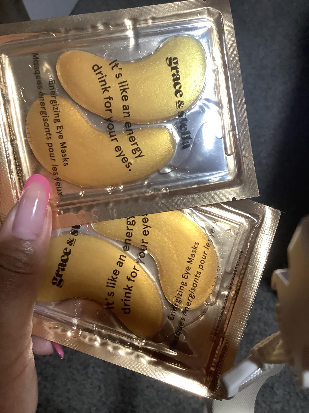 grace & stella Award Winning Under Eye Mask Reduce Dark Circles, Puffy Eyes, Undereye Bags, Wrinkles, Gel Under Eye Patches, Small Gifts for Women, Gifts Under 10 Dollars, Vegan (6 Pairs, Blue) customer photo 2