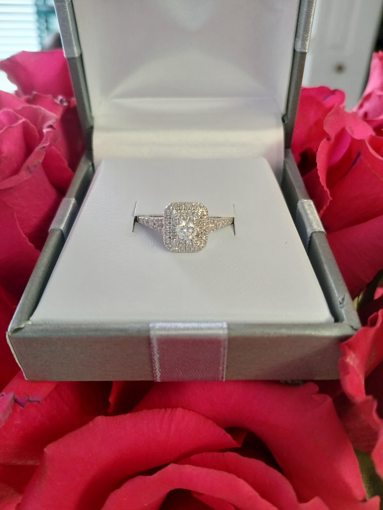 GILDED 1 ct. T.W. Lab Grown Diamond (SI1-SI2 Clarity, F-G Color) and Sterling Silver Pear Shape Engagement Ring customer photo 2