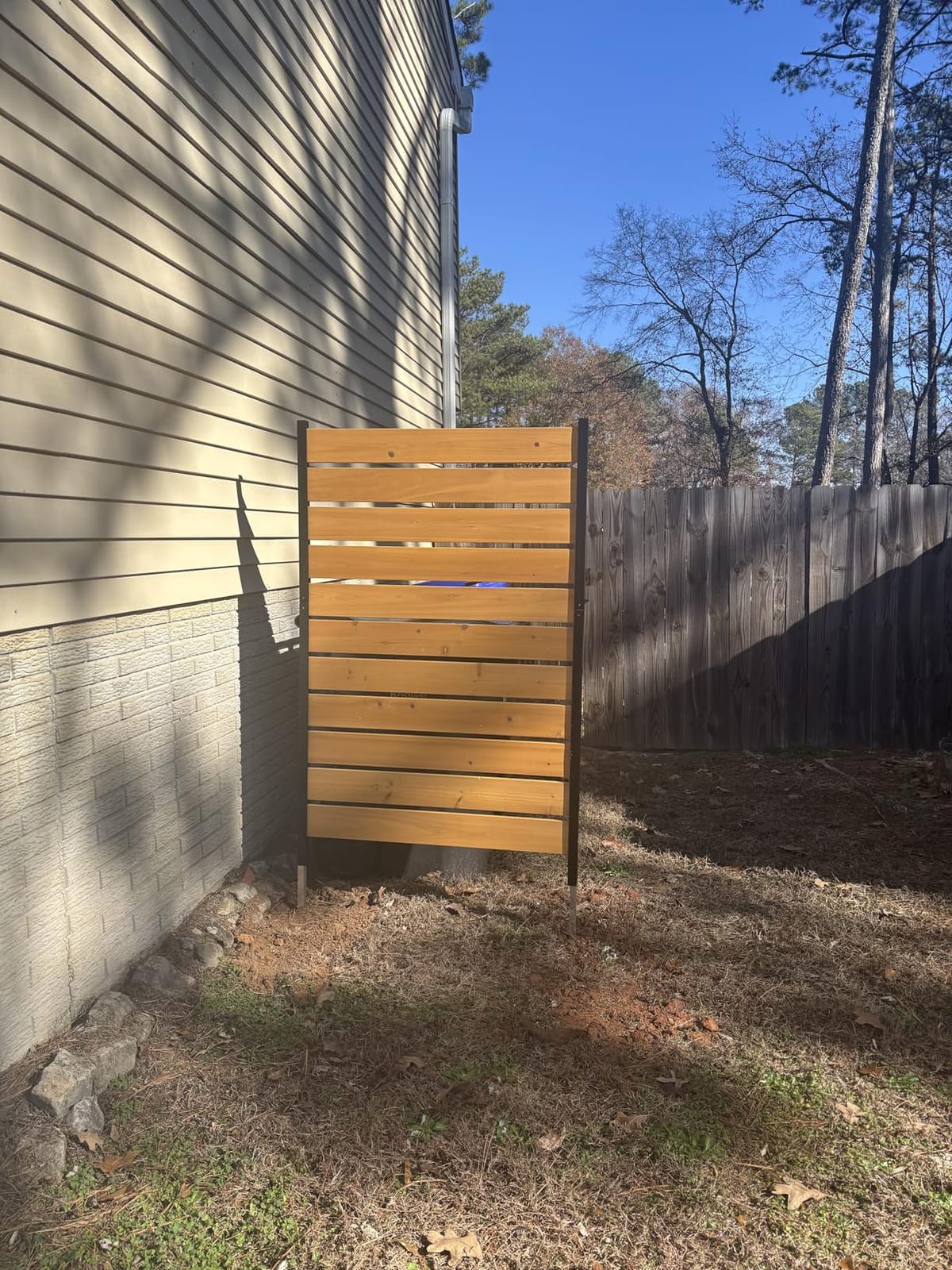 Enclo Concord Privacy Screen, Cedar Wood DIY No Dig Kit customer photo 2