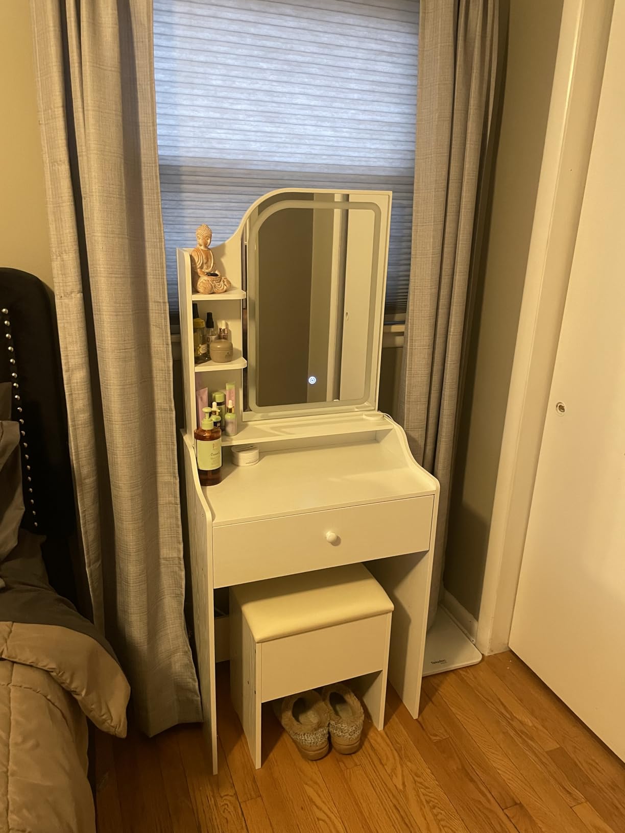 LIKIMIO Small Vanity Desk with Mirror Lights and Storage Stool customer photo 2
