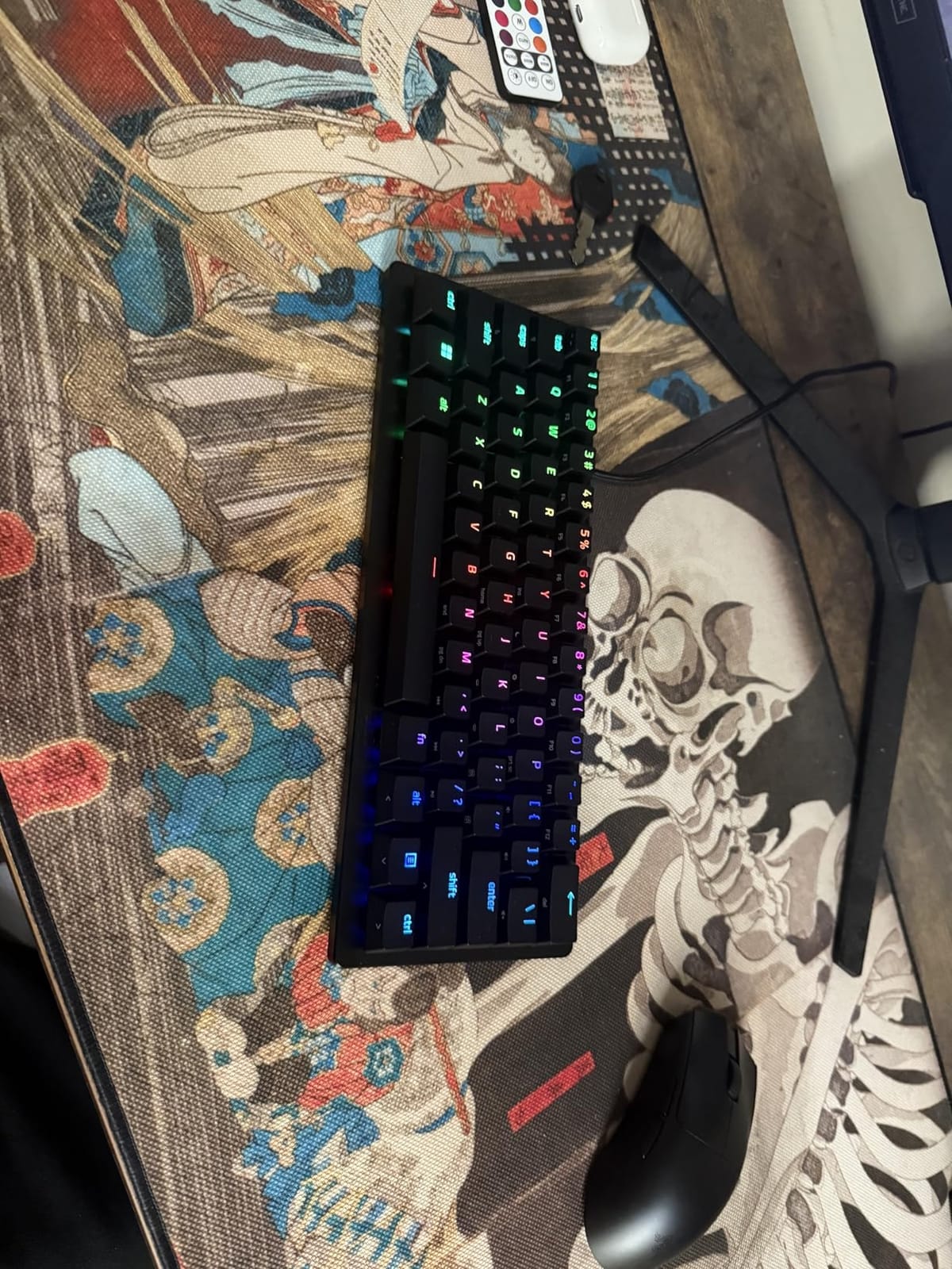 Razer Huntsman V3 Pro TKL Esports Gaming Keyboard, Black | Analog Optical Switches, Snap Tap, Rapid Trigger, Adjustable Actuation, Media Keys & Dial, Doubleshot PBT Keycaps, Wrist Rest customer photo 1