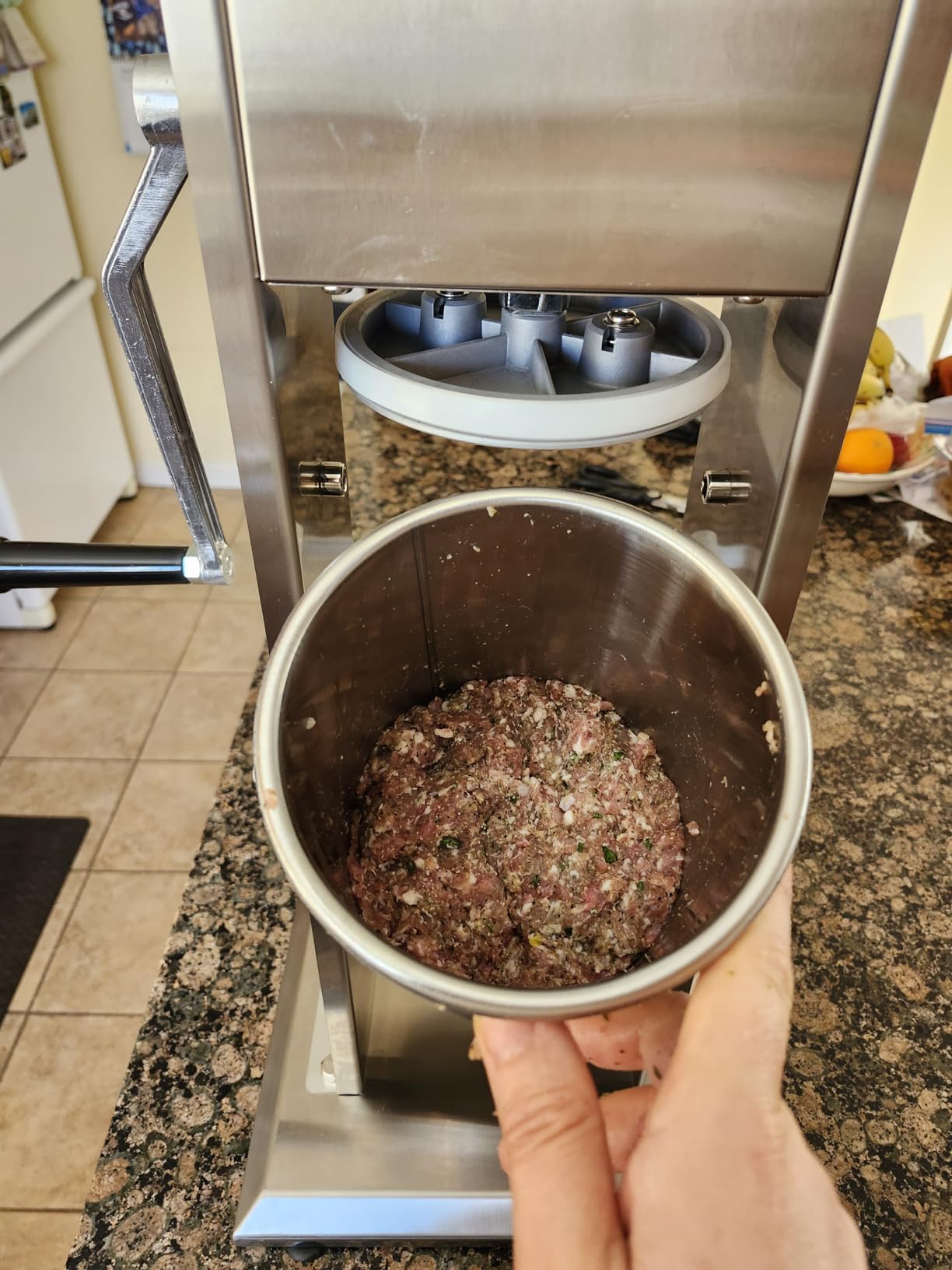LEEVOT 15LBS/7L Manual Sausage Stuffer, Professional Stainless Steel Sausages Maker & Filler Kit with 2 Speed, 5 Stuffing Tubes, Vertical Meat Stuffers for Home Kitchen, Commercial Use customer photo 2