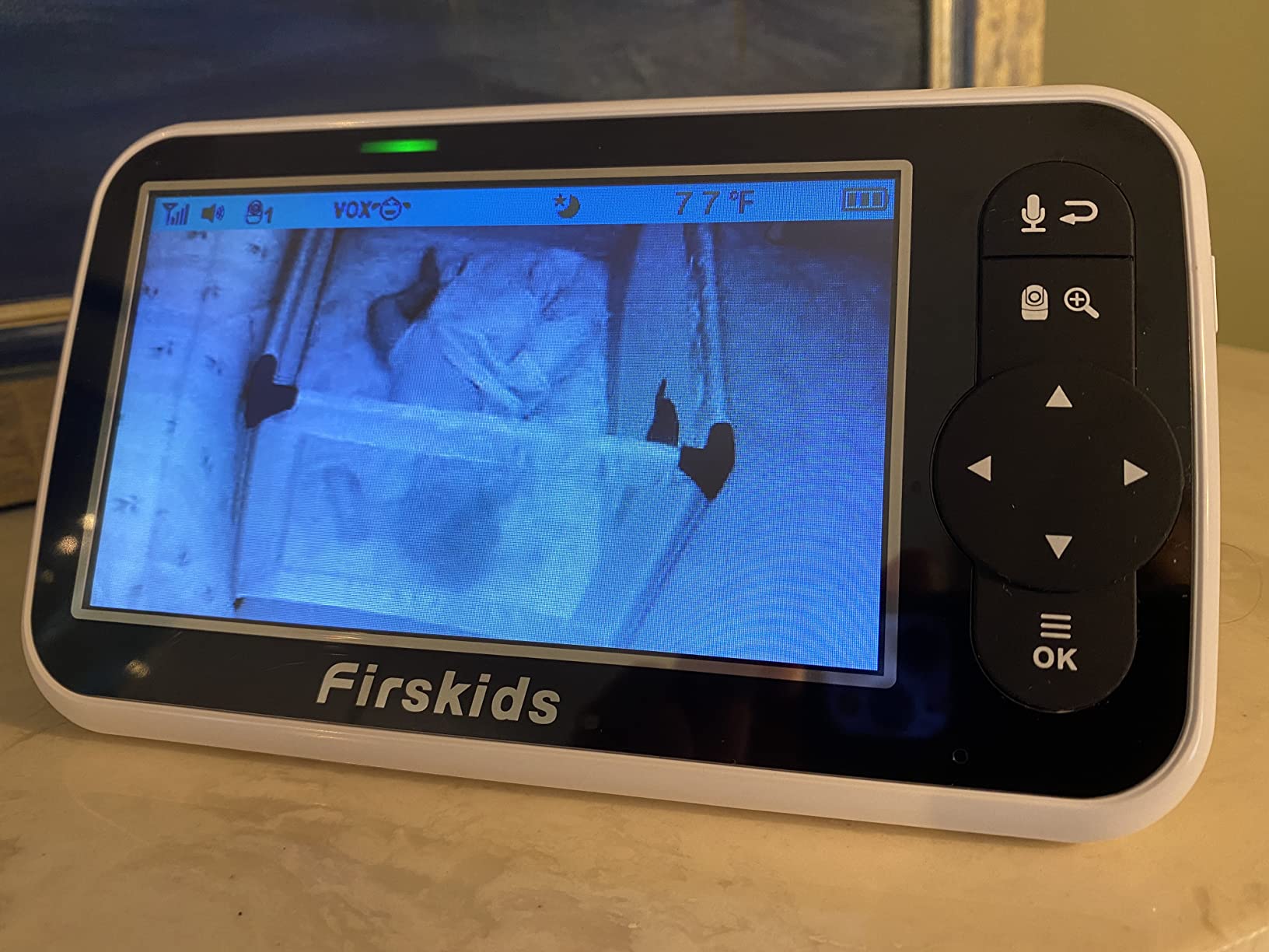 Baby Monitor - 1000ft Long Range Baby Monitor with Camera and Audio No WiFi, Built in 3500mAh Battery,Auto Night Vision, Temperature, 2-Way Talk, 8 Lullabies, 4.3'' Screen customer photo 1