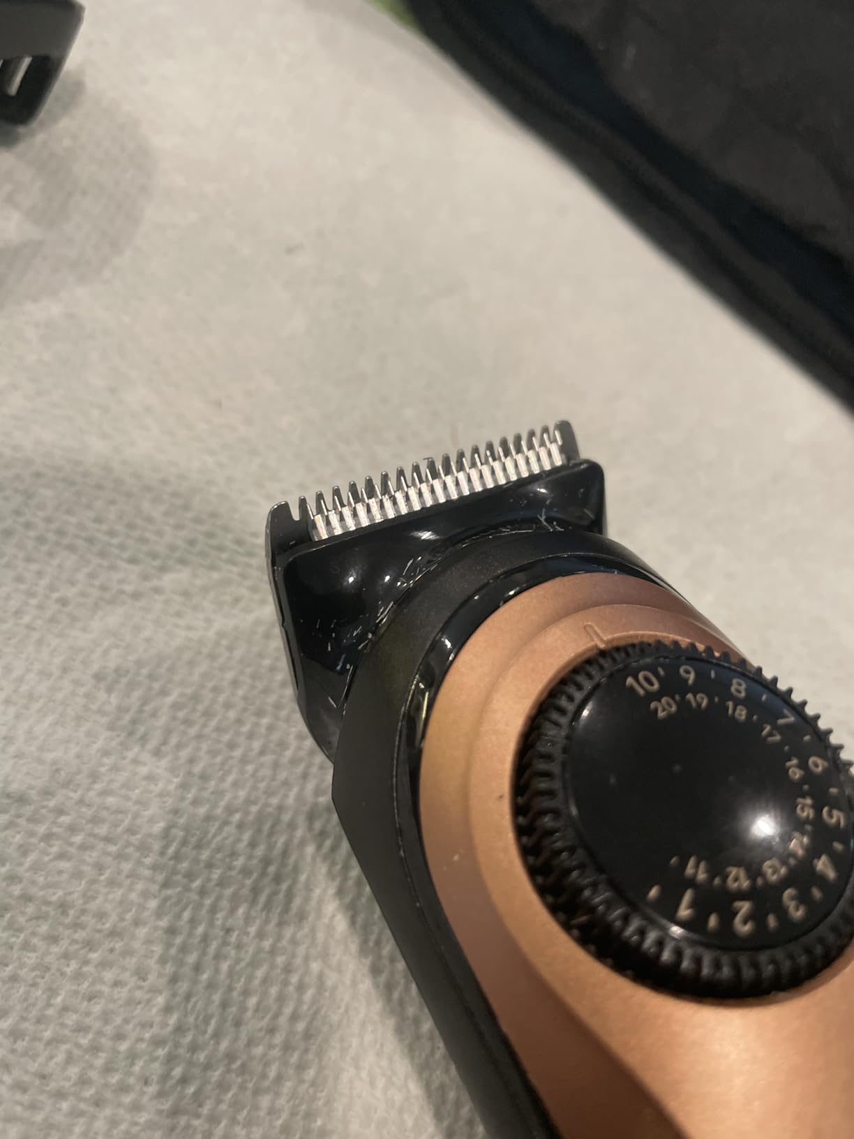 King C. Gillette Beard Trimmer PRO with 40 beard length settings in precise 0.5mm steps, cordless design & 1 trimmer, 1 brush, 2 combs, 1 charger and 1 T-blade customer photo 1