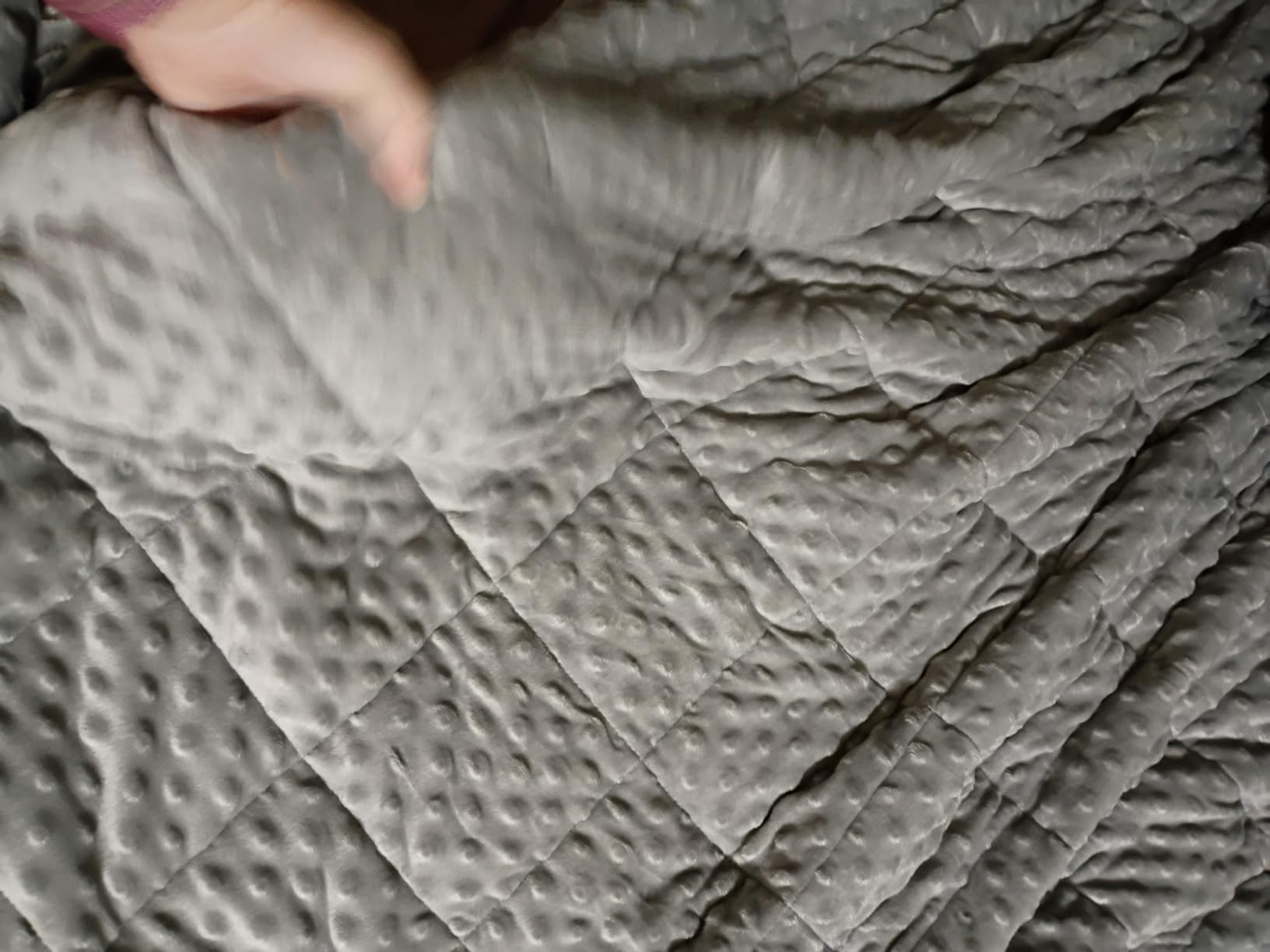 Mr. Sandman Cooling Weighted Blanket for Adults, Queen Size 15 lbs, 60 x 80 Inches | Soft Minky for Hot Sleepers; Machine Washable; Filled with Glass Beads; Heavy Bed Throw for Sleep; Grey customer photo 1