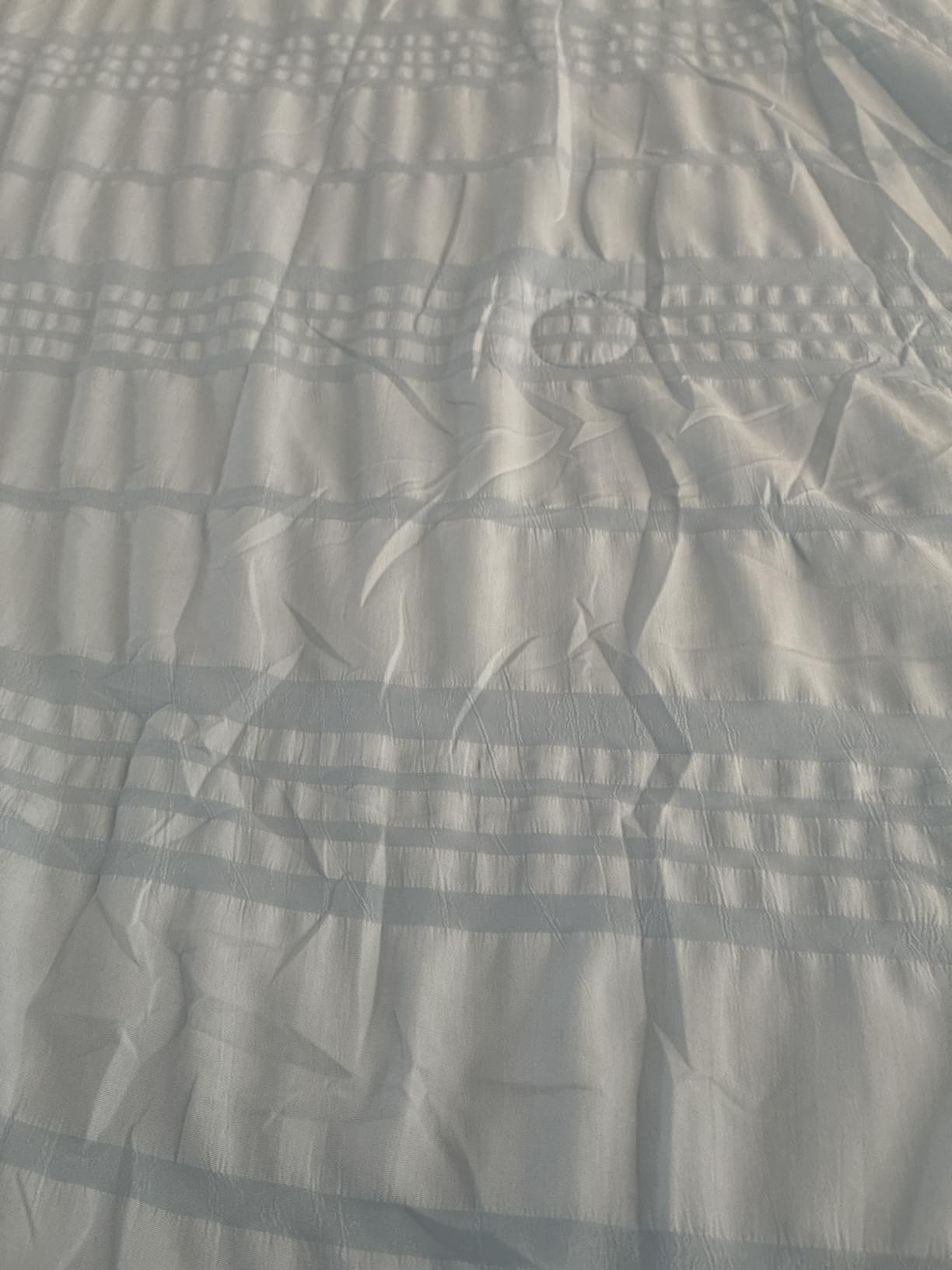 Cozy Bliss Seersucker Cooling Comforter Queen Size, Q-Max 0.45 Reversible Lightweight Cooling Blanket, Breathable Silk Smooth Summer Bedding Quilt for Hot Sleepers Night Sweats Dark Grey customer photo 2