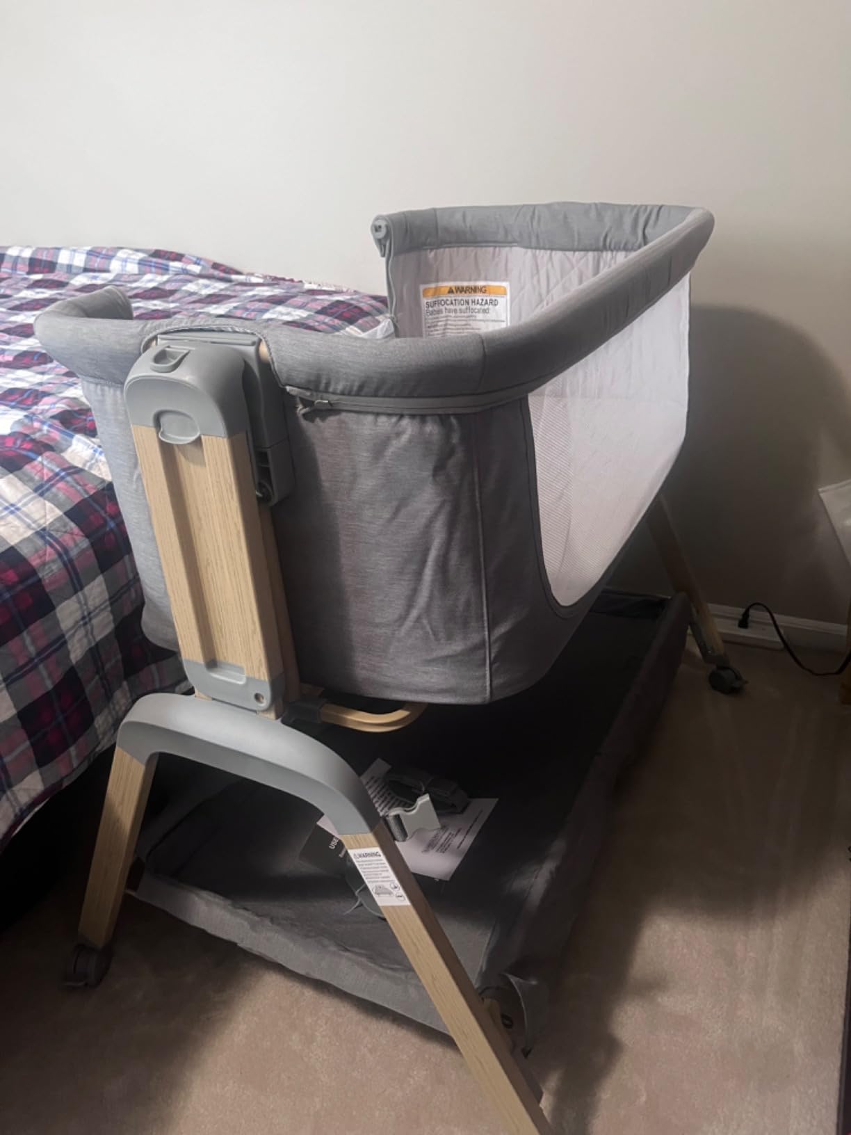 Jimglo 3-in-1 Baby Bassinet, Bedside Sleeper, Rocking Mode, Wheels, Green customer photo 1