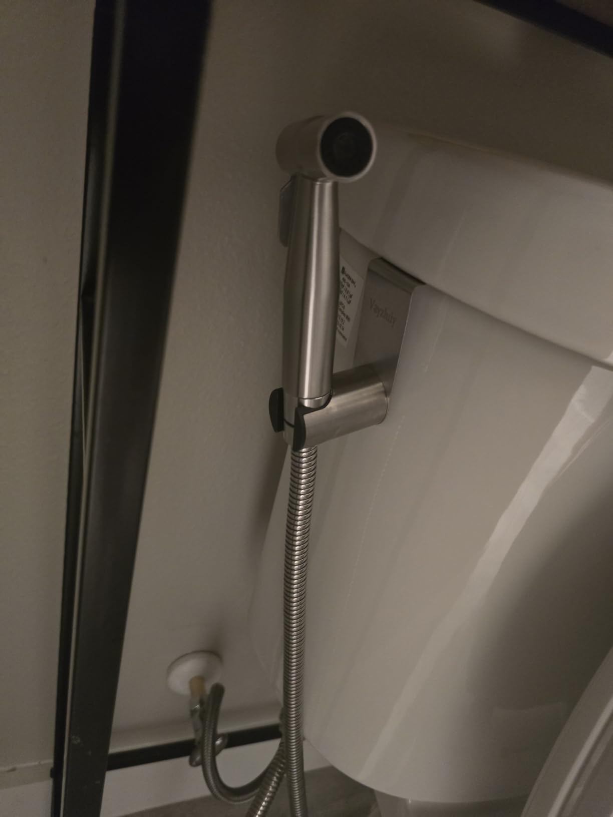 Vayzluiy Handheld Bidet Sprayer for Toilet, Adjustable Water Pressure customer photo 1