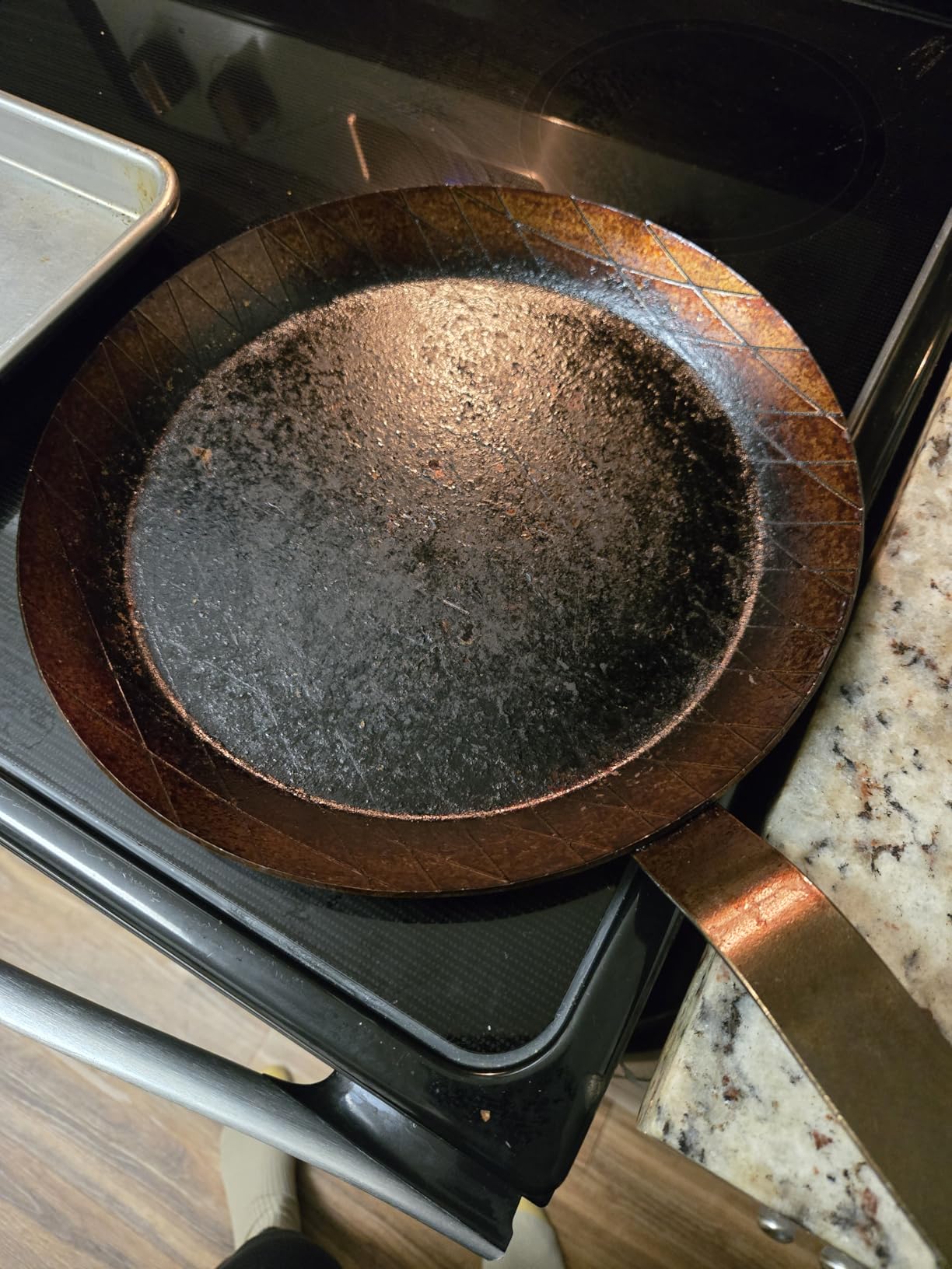 ZWILLING Forged 9.5-Inch Carbon Steel Frying Pan, PFAS-Free Pre-Seasoned Frying Pan, Induction Compatible Skillet, Oven Safe Carbon Steel Cookware customer photo 1